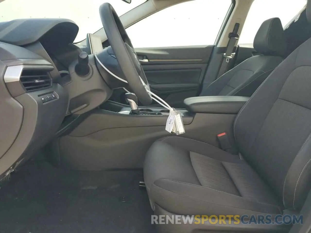 7 Photograph of a damaged car 1N4BL4DV4SN319166 NISSAN ALTIMA 2025