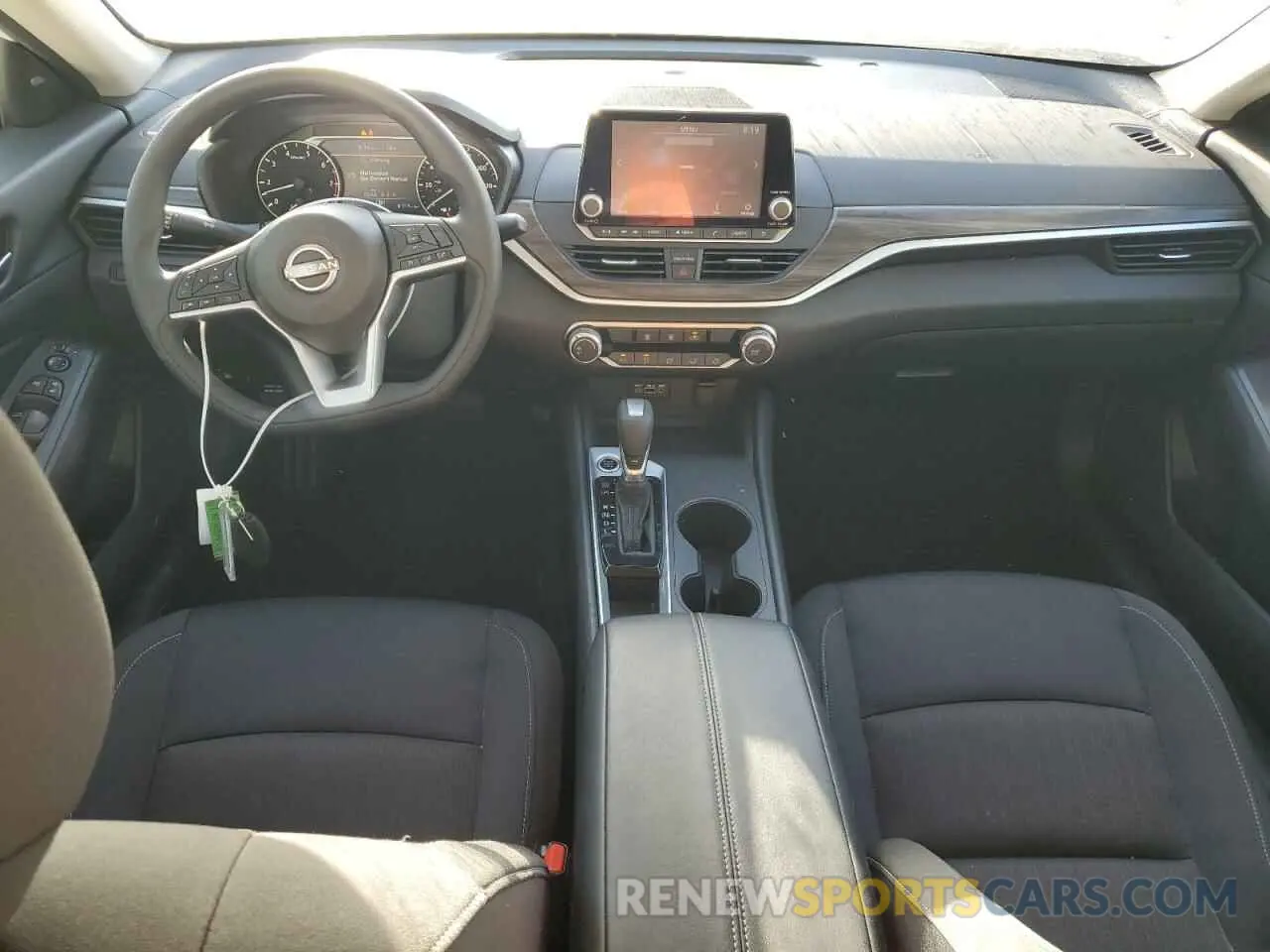 8 Photograph of a damaged car 1N4BL4DV4SN319166 NISSAN ALTIMA 2025