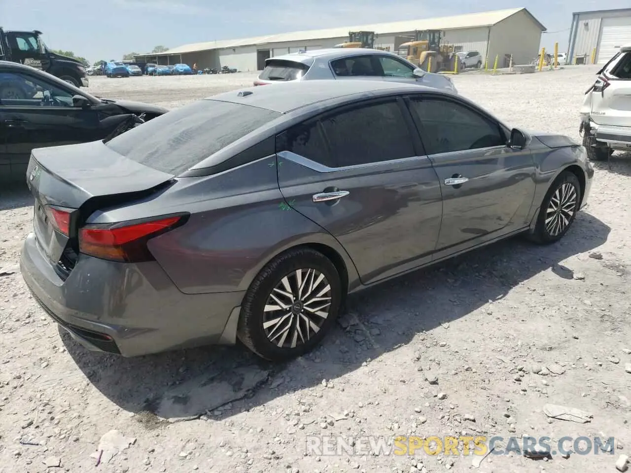 3 Photograph of a damaged car 1N4BL4DV4SN346030 NISSAN ALTIMA 2025