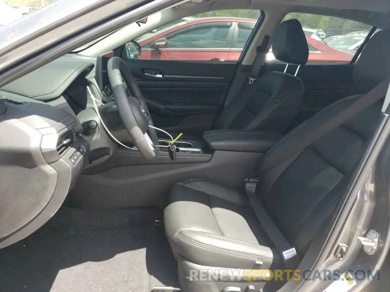 7 Photograph of a damaged car 1N4BL4DV4SN346030 NISSAN ALTIMA 2025