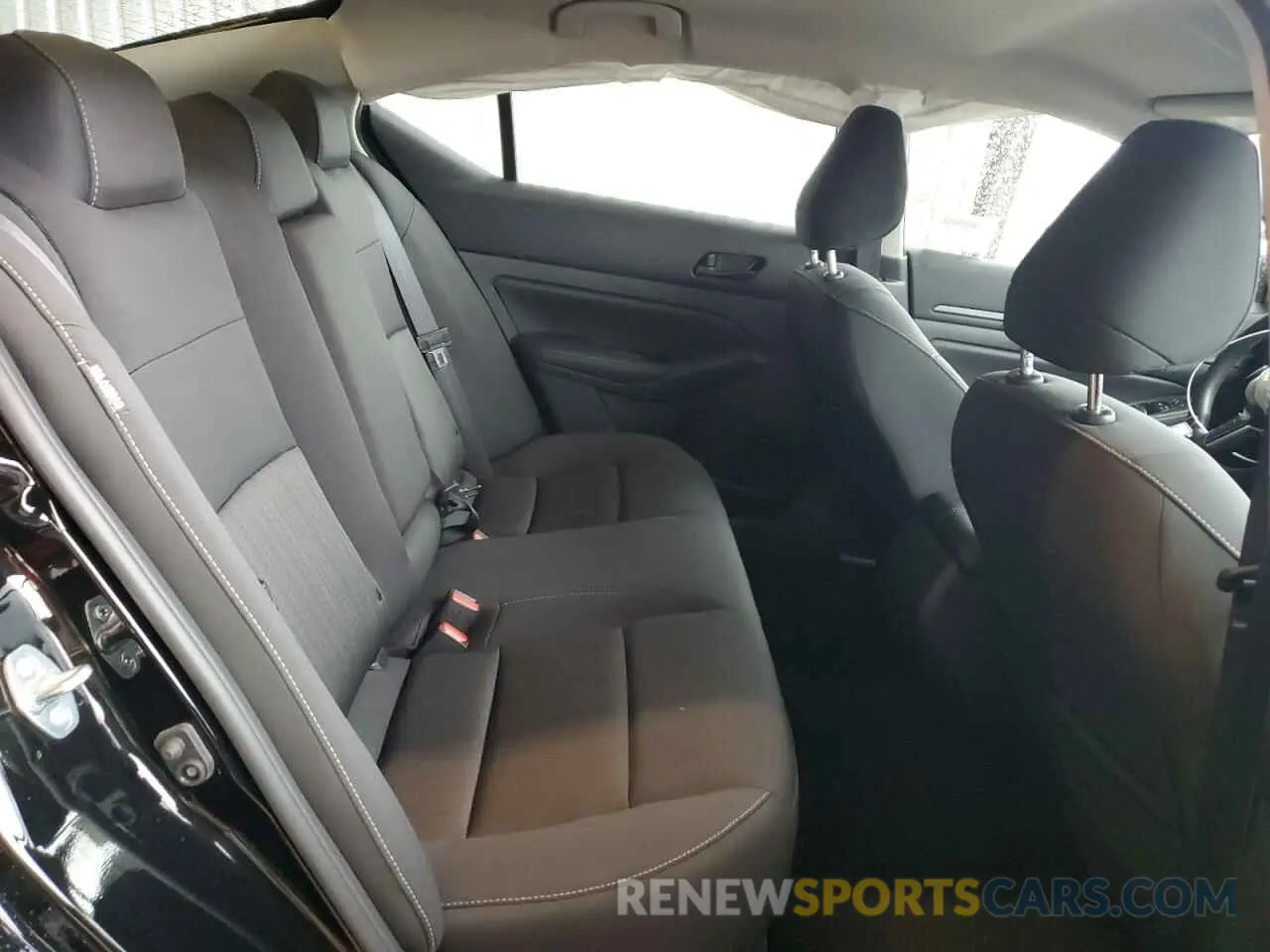 10 Фотография поврежденного автомобиля 1N4BL4DV4SN361465 NISSAN ALTIMA 2025