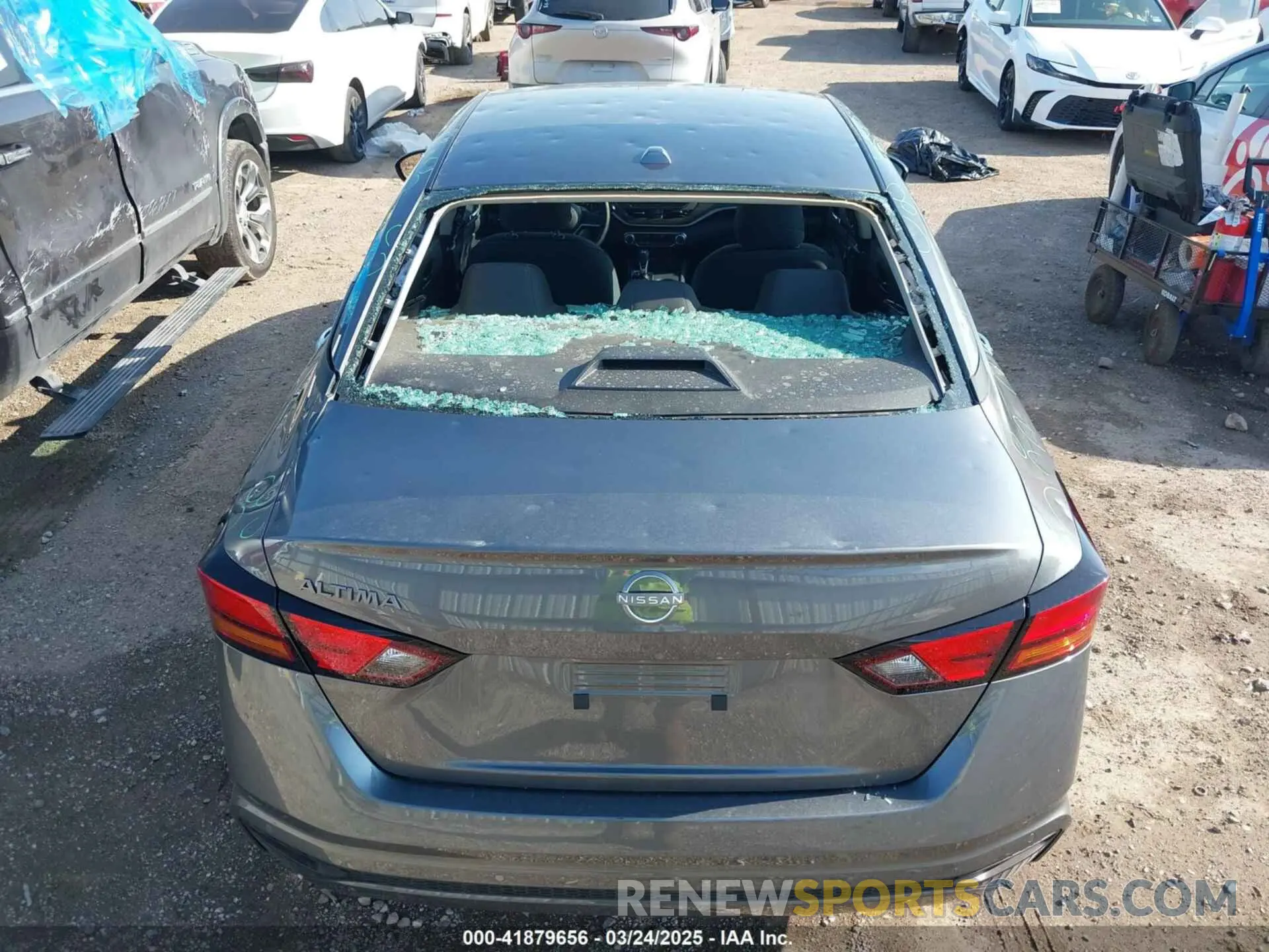 6 Фотография поврежденного автомобиля 1N4BL4DV4SN369615 NISSAN ALTIMA 2025