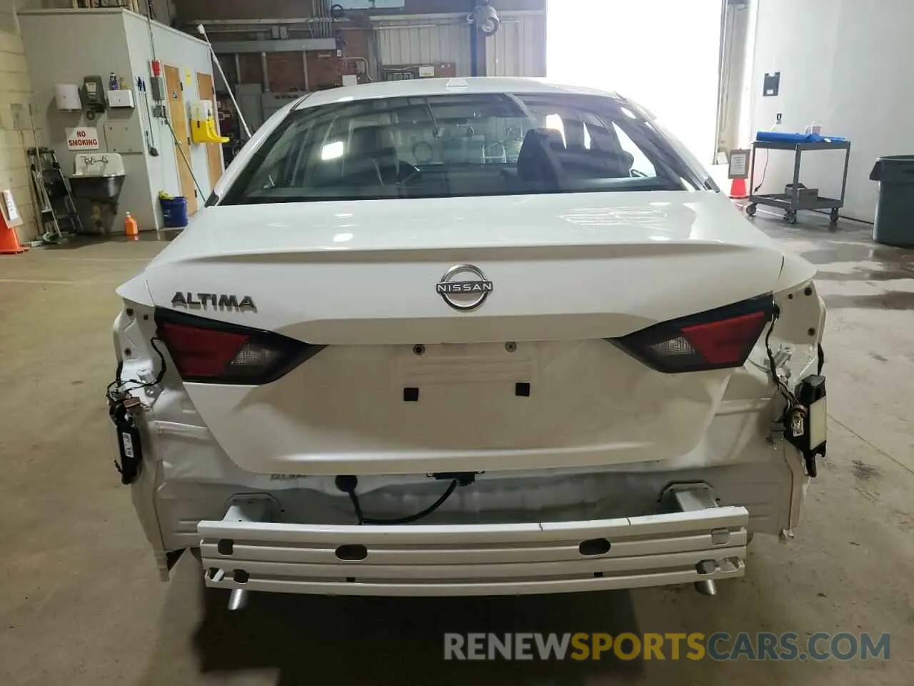 6 Фотография поврежденного автомобиля 1N4BL4DV4SN377553 NISSAN ALTIMA 2025