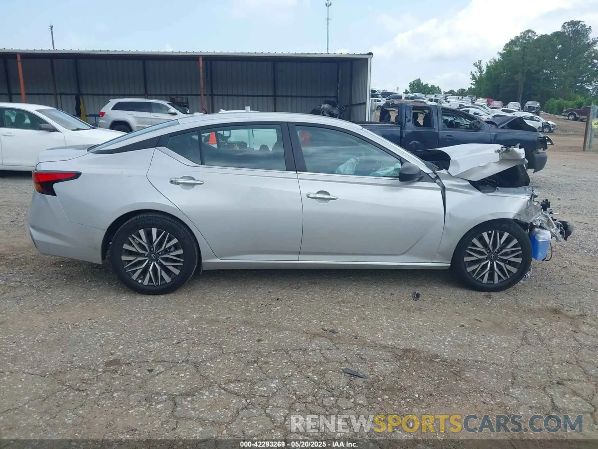 13 Фотография поврежденного автомобиля 1N4BL4DV5SN357330 NISSAN ALTIMA 2025
