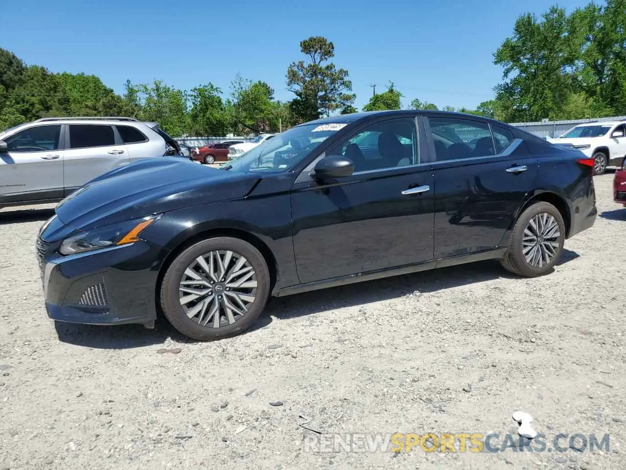 1 Photograph of a damaged car 1N4BL4DV5SN376928 NISSAN ALTIMA 2025