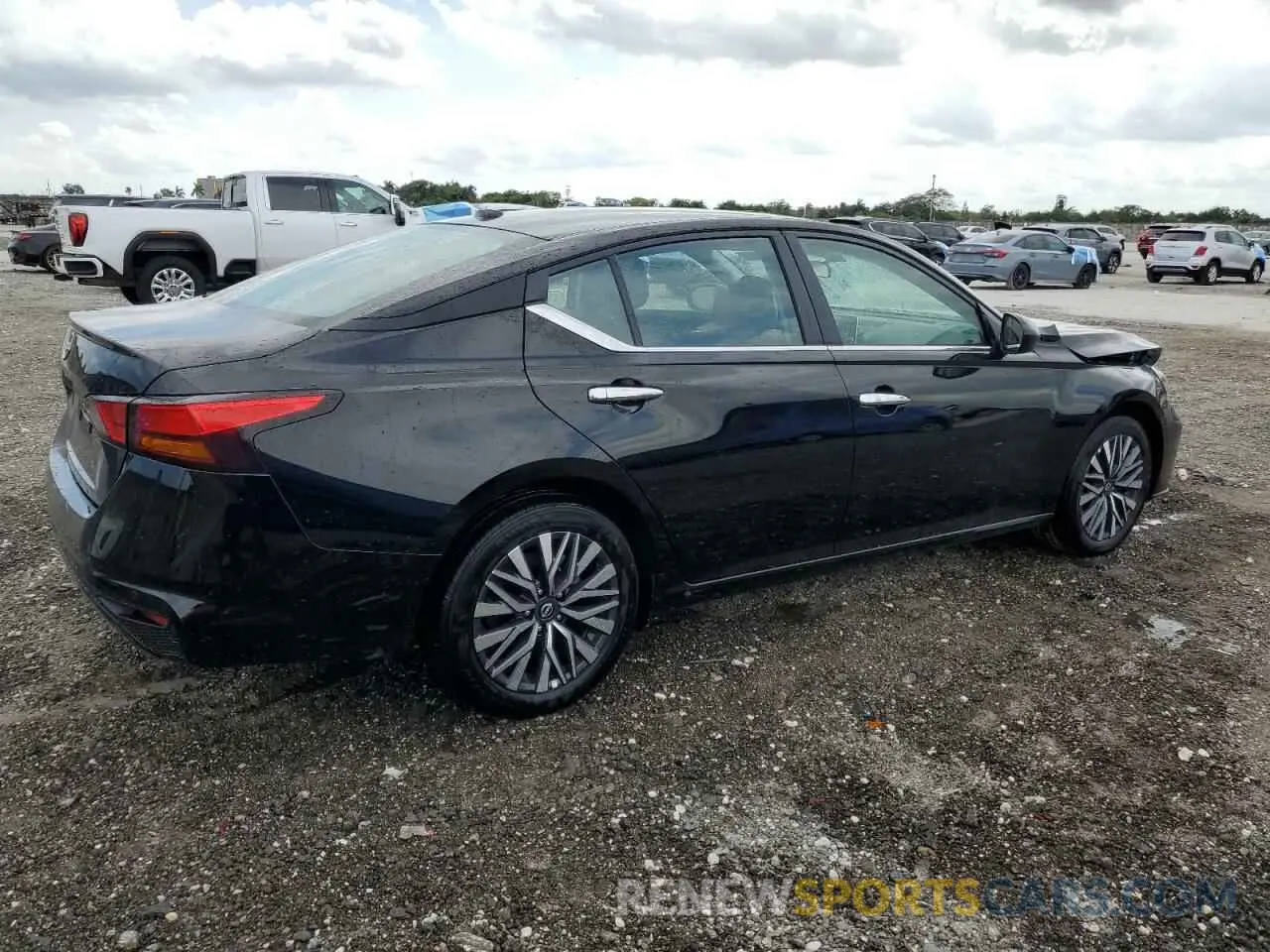 3 Фотография поврежденного автомобиля 1N4BL4DV6SN327821 NISSAN ALTIMA 2025