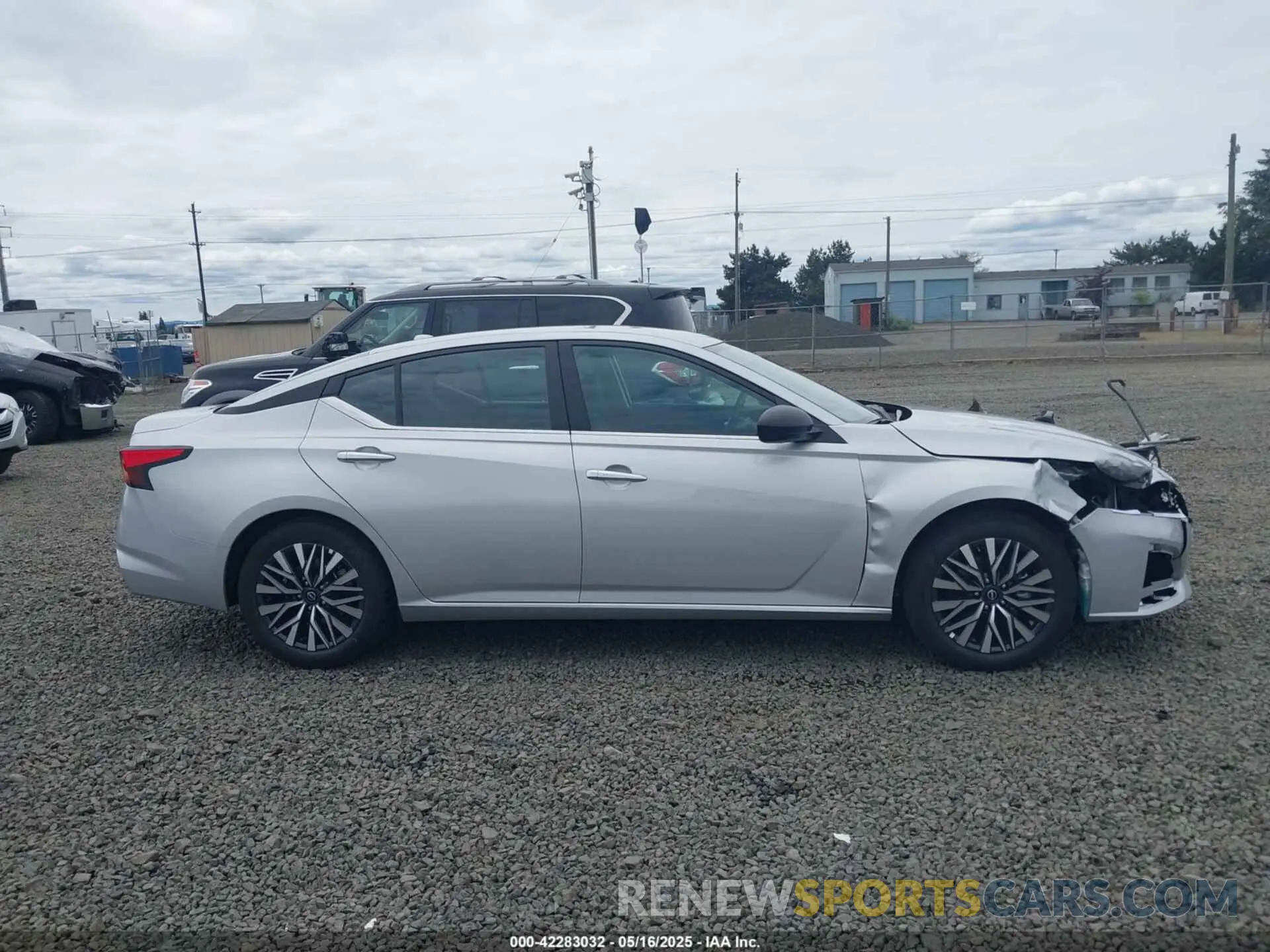 13 Фотография поврежденного автомобиля 1N4BL4DV6SN377635 NISSAN ALTIMA 2025