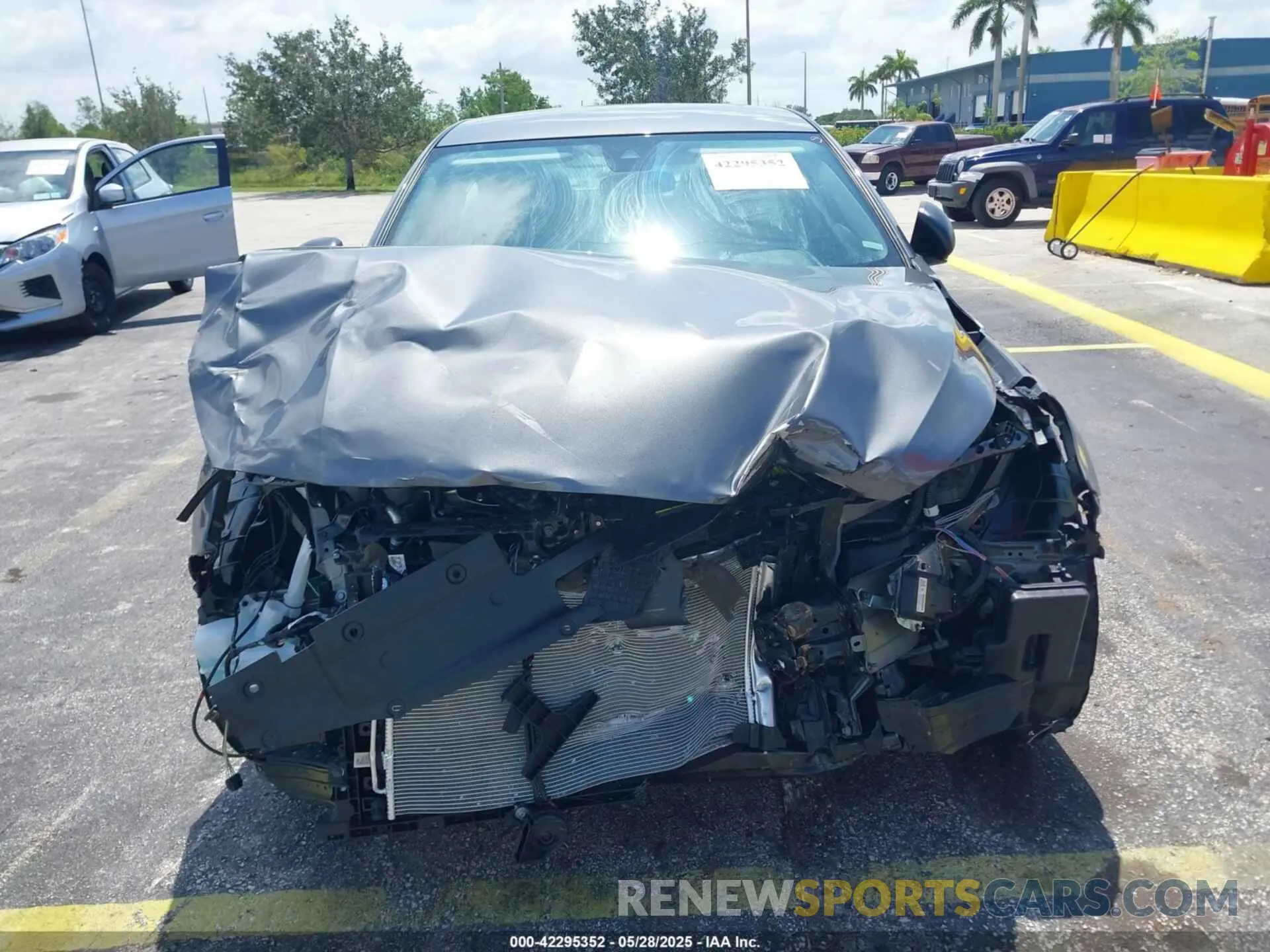 12 Фотография поврежденного автомобиля 1N4BL4DV6SN381605 NISSAN ALTIMA 2025