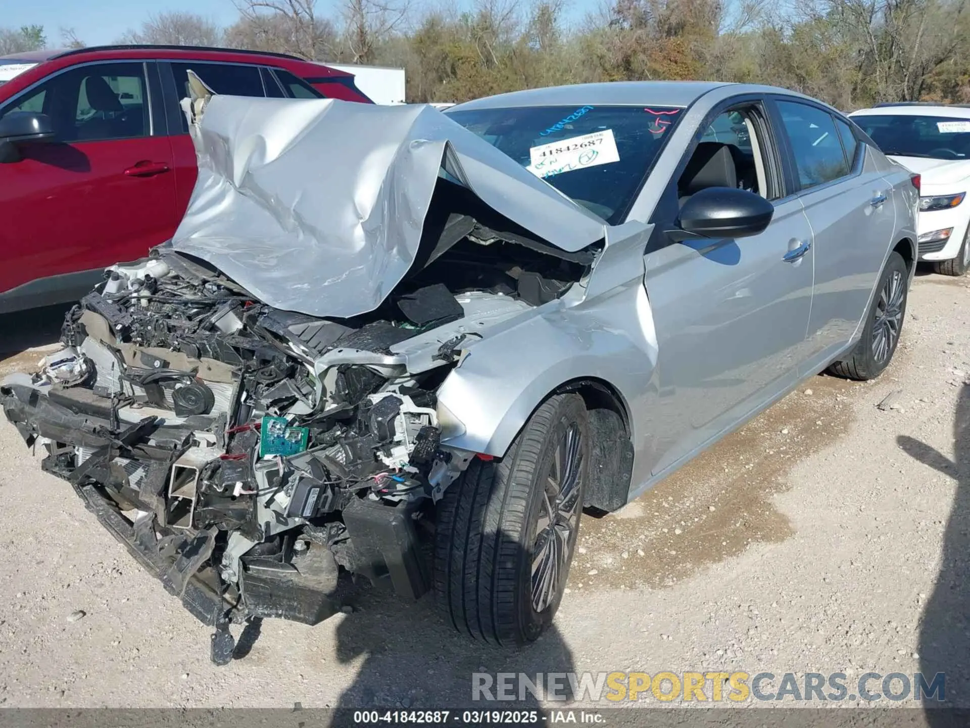 2 Photograph of a damaged car 1N4BL4DV7SN357393 NISSAN ALTIMA 2025