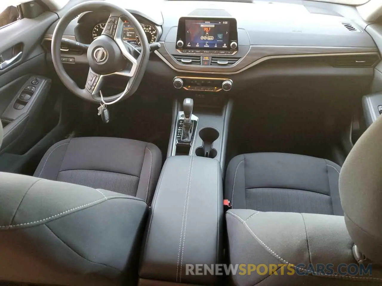 8 Фотография поврежденного автомобиля 1N4BL4DV7SN369382 NISSAN ALTIMA 2025