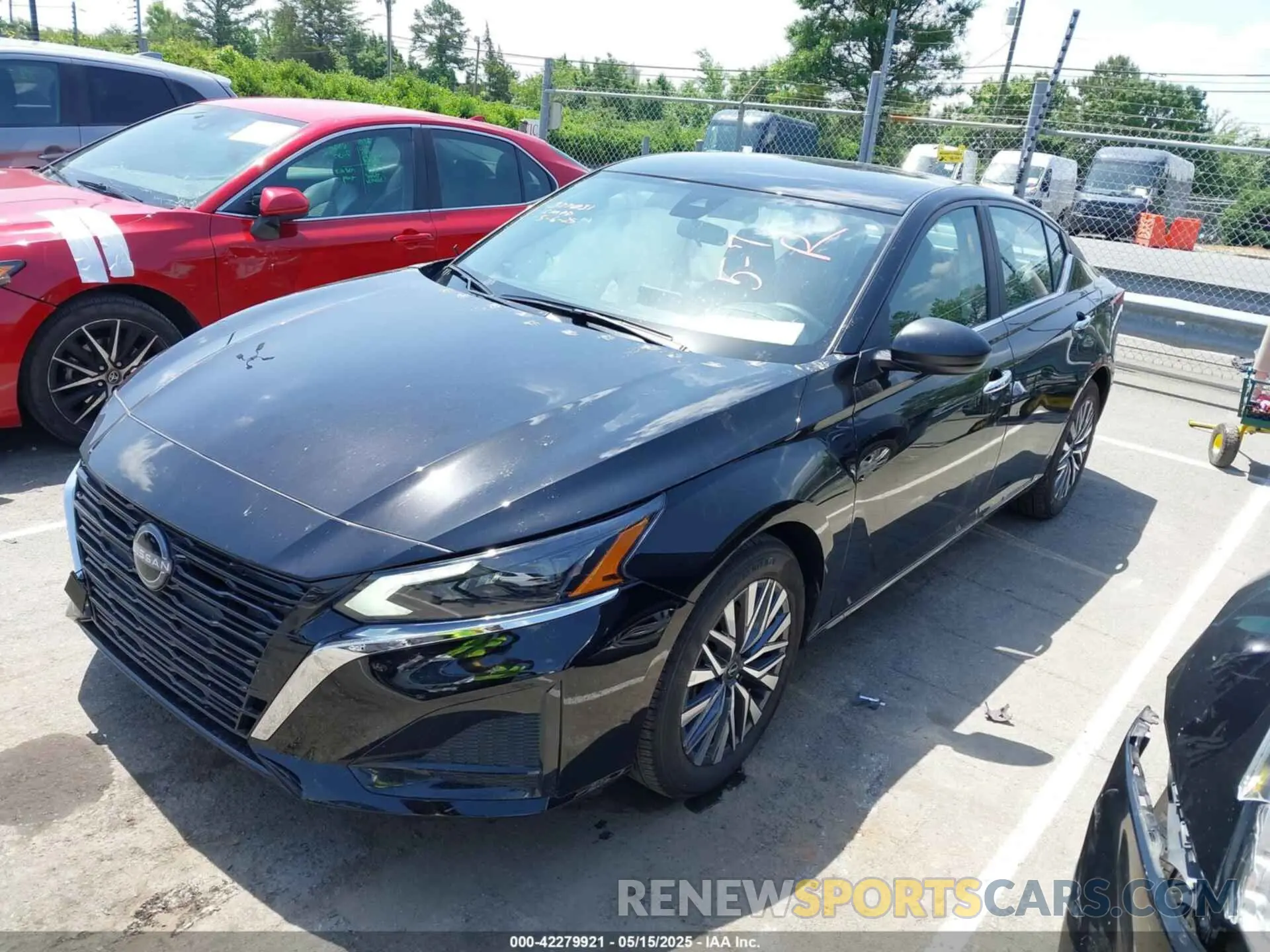 2 Фотография поврежденного автомобиля 1N4BL4DV7SN377031 NISSAN ALTIMA 2025
