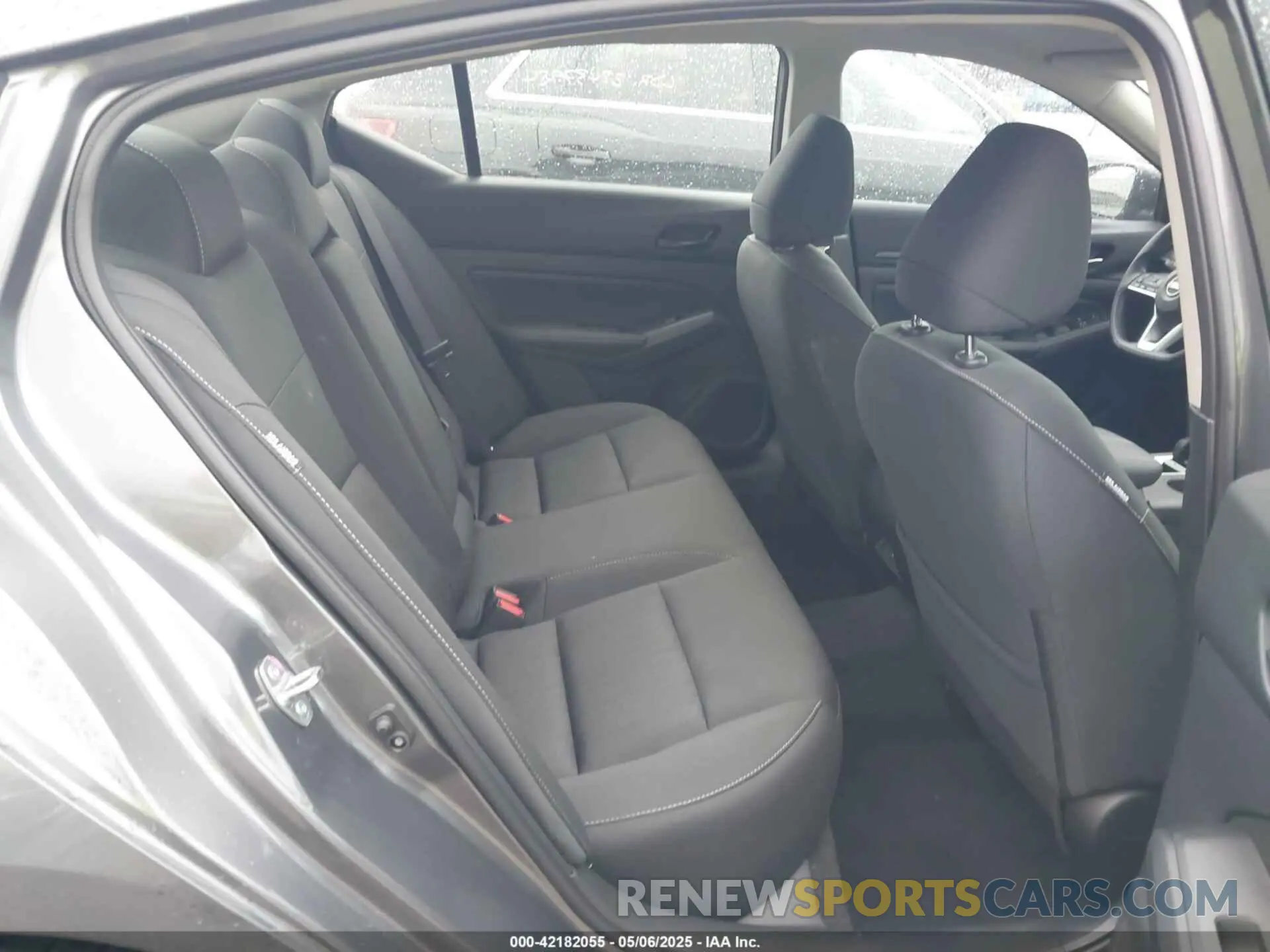 8 Фотография поврежденного автомобиля 1N4BL4DV7SN382486 NISSAN ALTIMA 2025