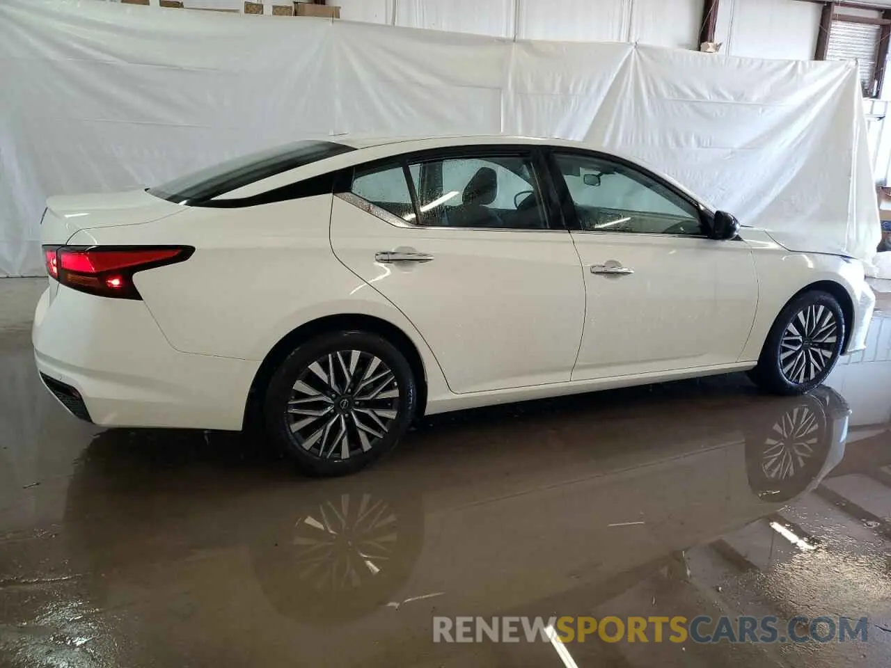 3 Фотография поврежденного автомобиля 1N4BL4DV8SN300006 NISSAN ALTIMA 2025