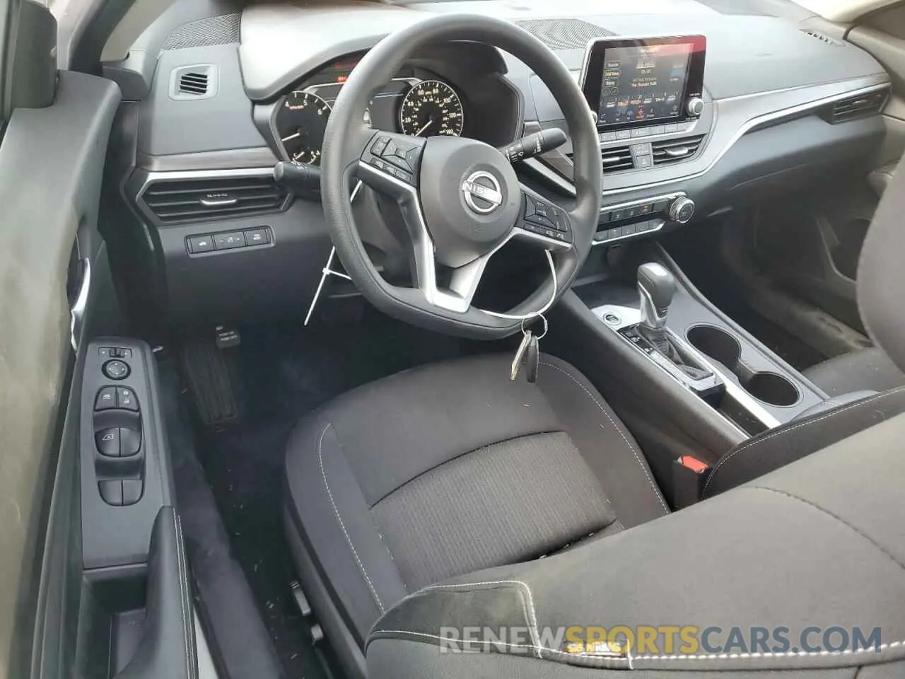 8 Фотография поврежденного автомобиля 1N4BL4DV8SN300006 NISSAN ALTIMA 2025