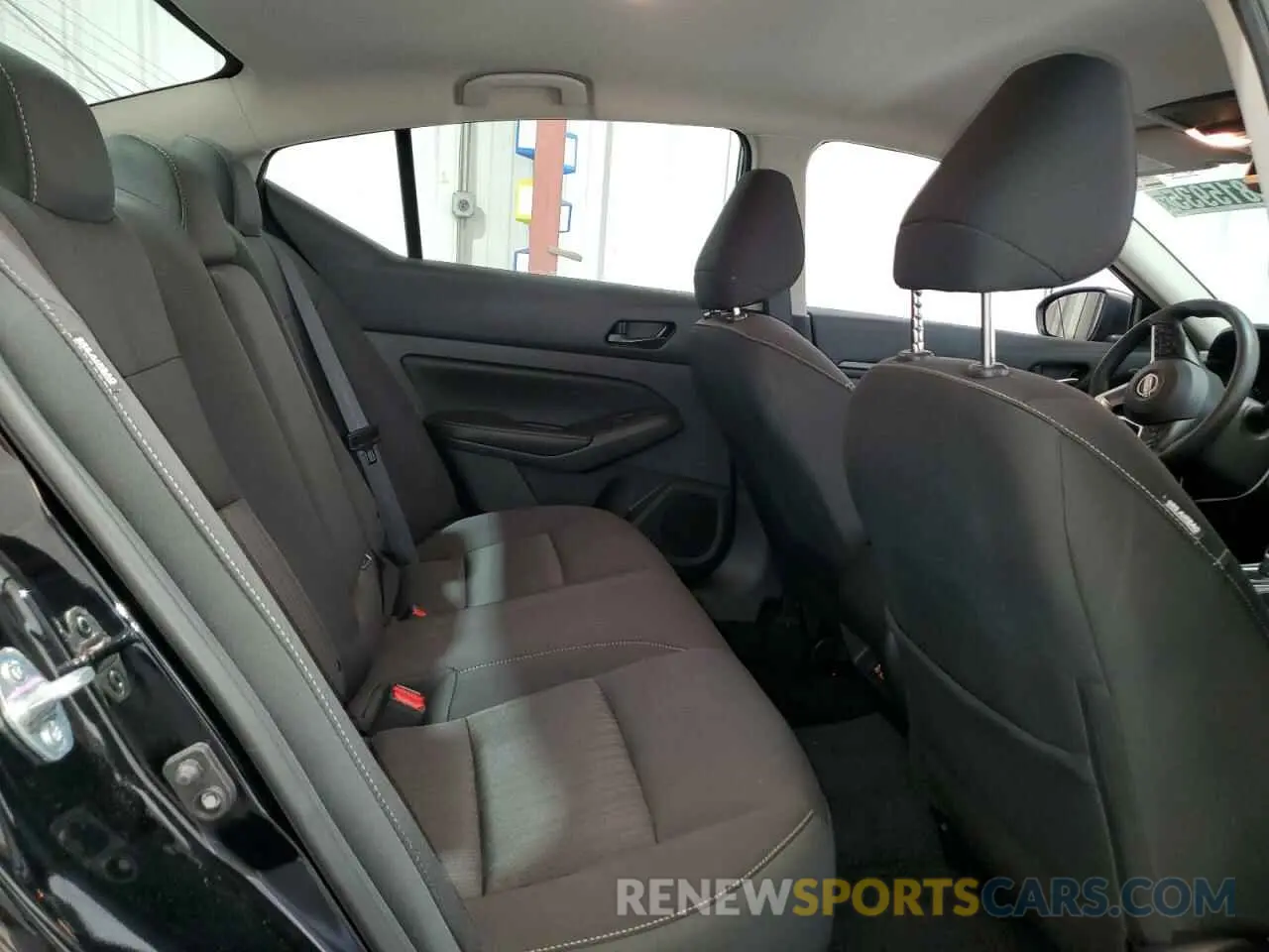 10 Фотография поврежденного автомобиля 1N4BL4DV8SN322605 NISSAN ALTIMA 2025