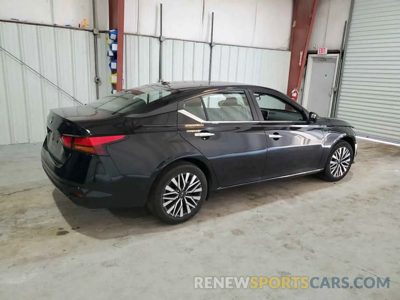 3 Фотография поврежденного автомобиля 1N4BL4DV8SN322605 NISSAN ALTIMA 2025