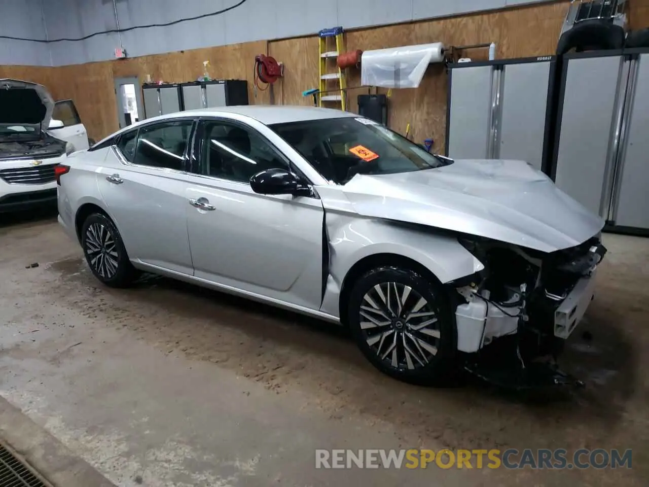 4 Фотография поврежденного автомобиля 1N4BL4DV8SN356673 NISSAN ALTIMA 2025