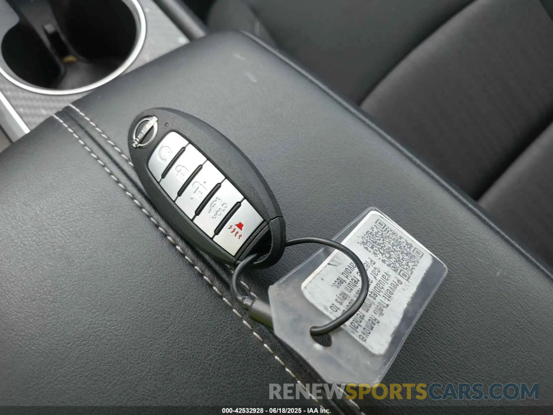 11 Фотография поврежденного автомобиля 1N4BL4DV8SN364434 NISSAN ALTIMA 2025