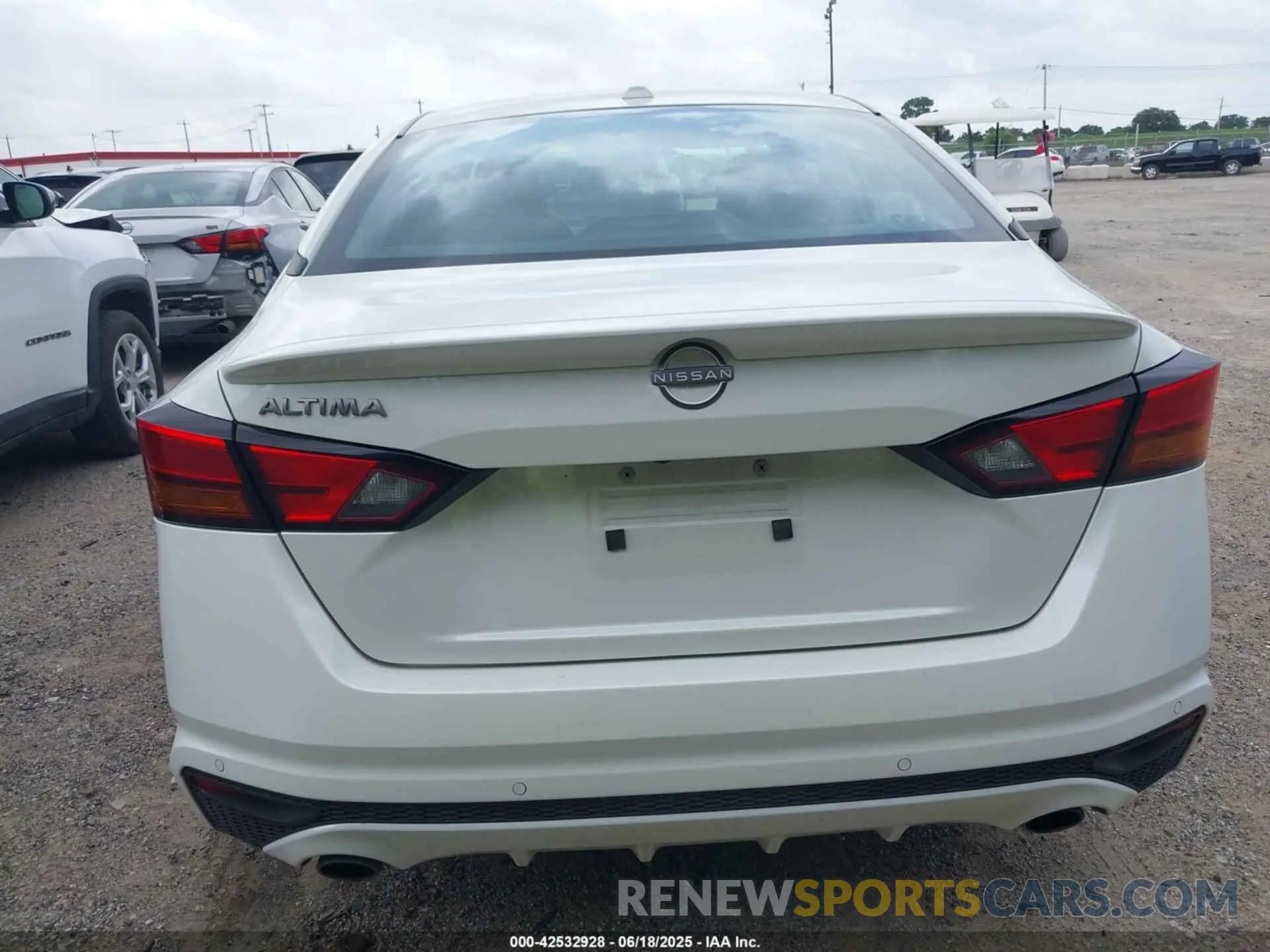 16 Фотография поврежденного автомобиля 1N4BL4DV8SN364434 NISSAN ALTIMA 2025