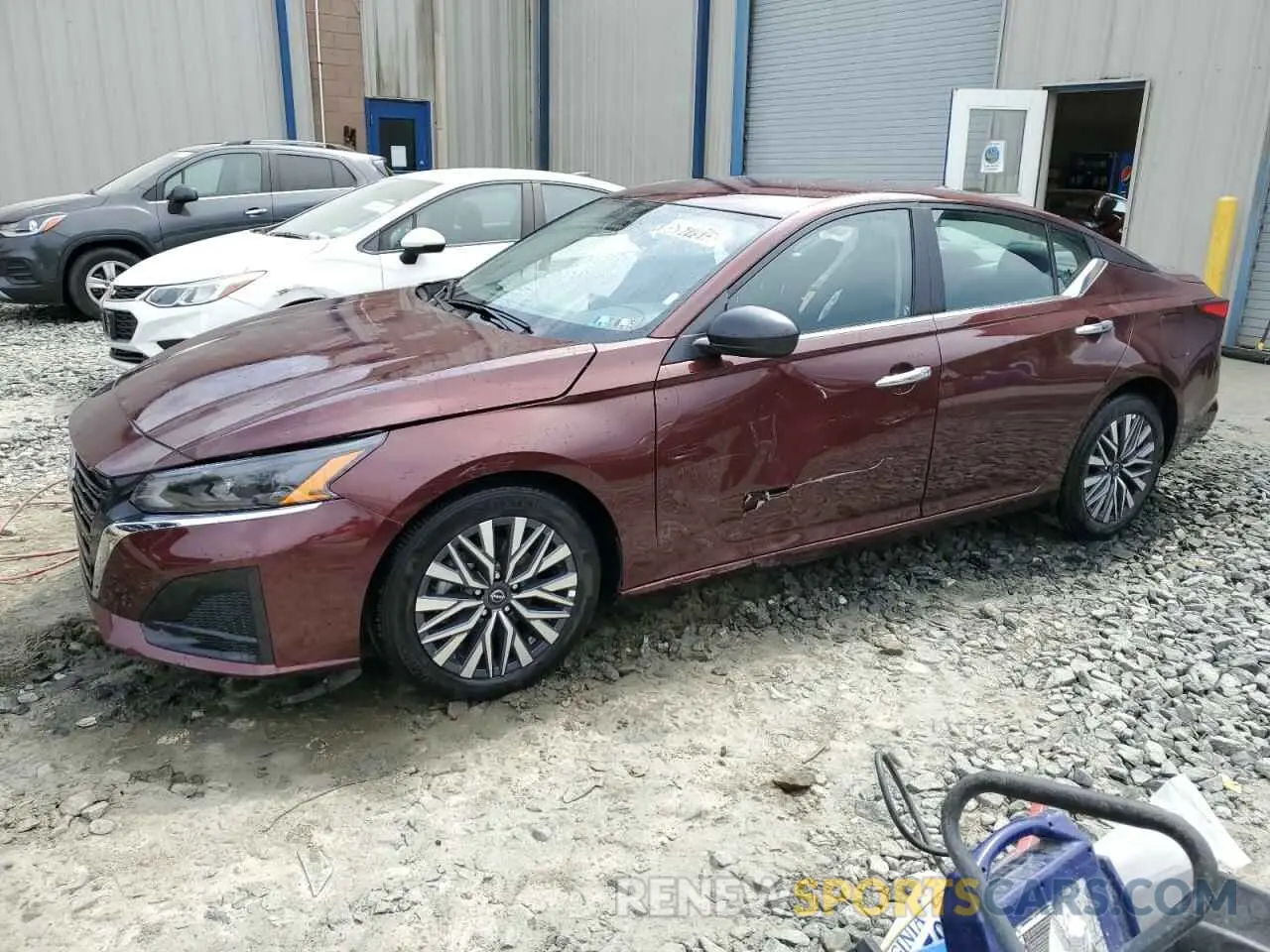 1 Photograph of a damaged car 1N4BL4DV9SN310365 NISSAN ALTIMA 2025