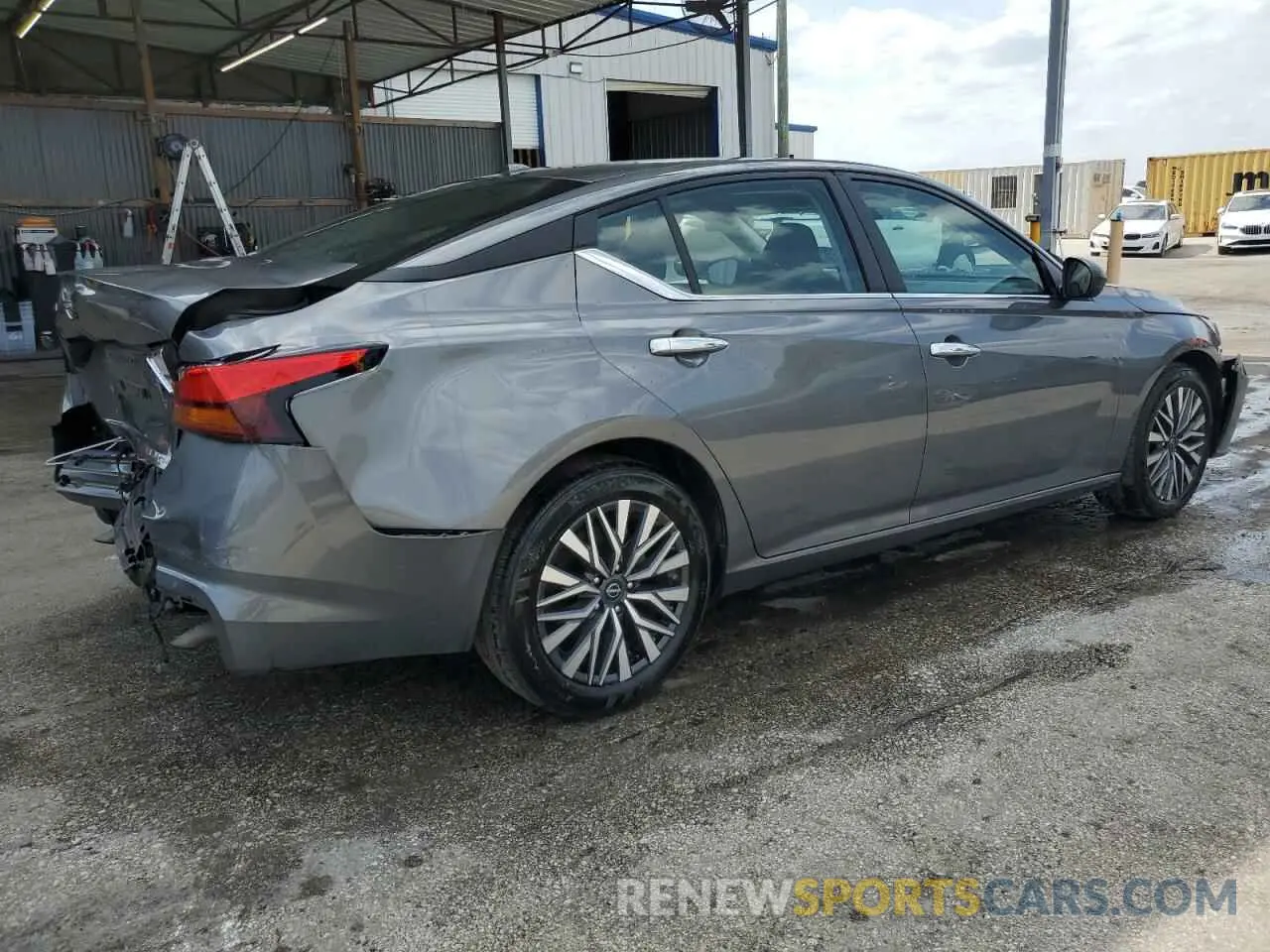 3 Photograph of a damaged car 1N4BL4DV9SN341423 NISSAN ALTIMA 2025