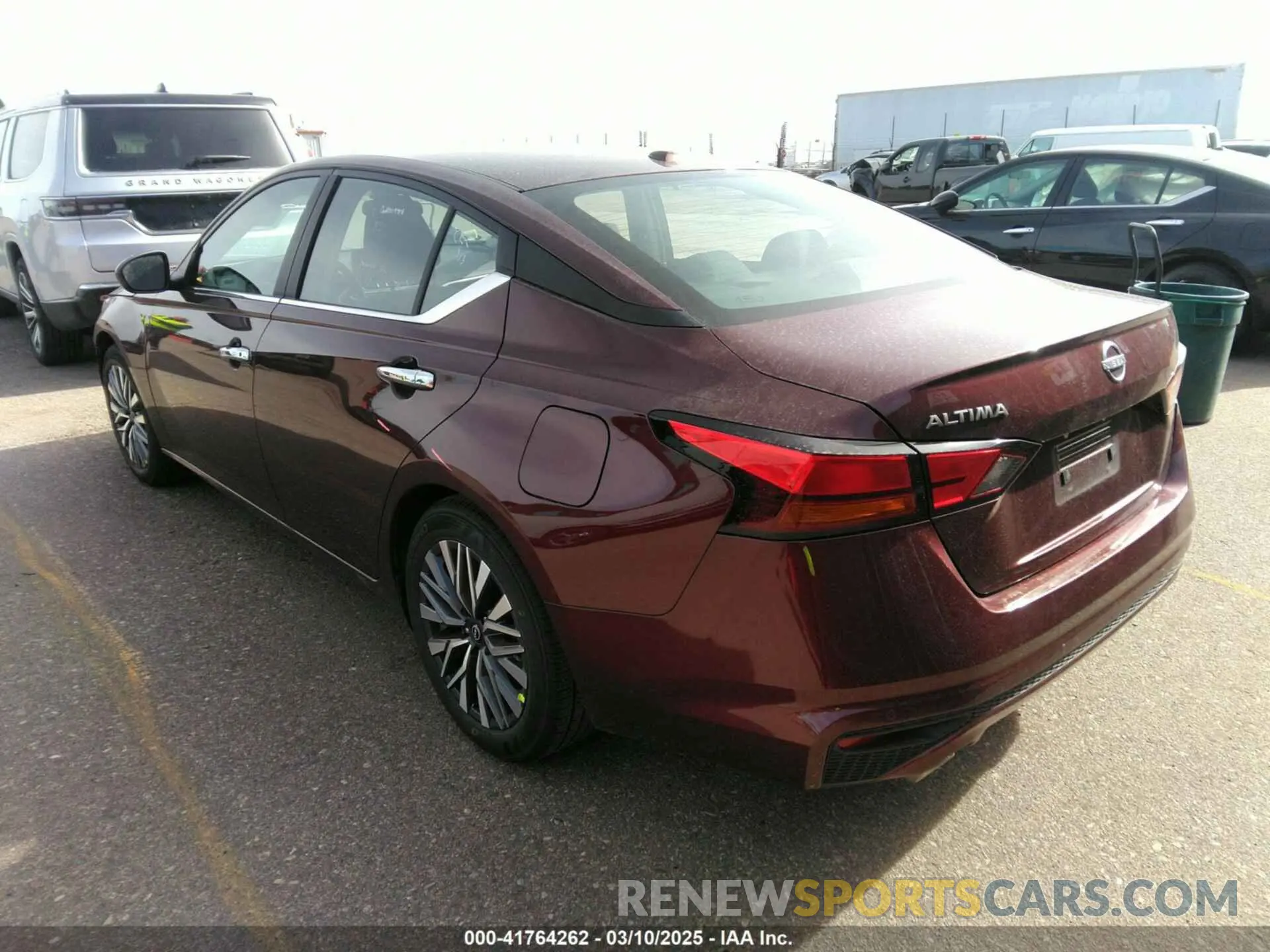 3 Фотография поврежденного автомобиля 1N4BL4DV9SN361705 NISSAN ALTIMA 2025