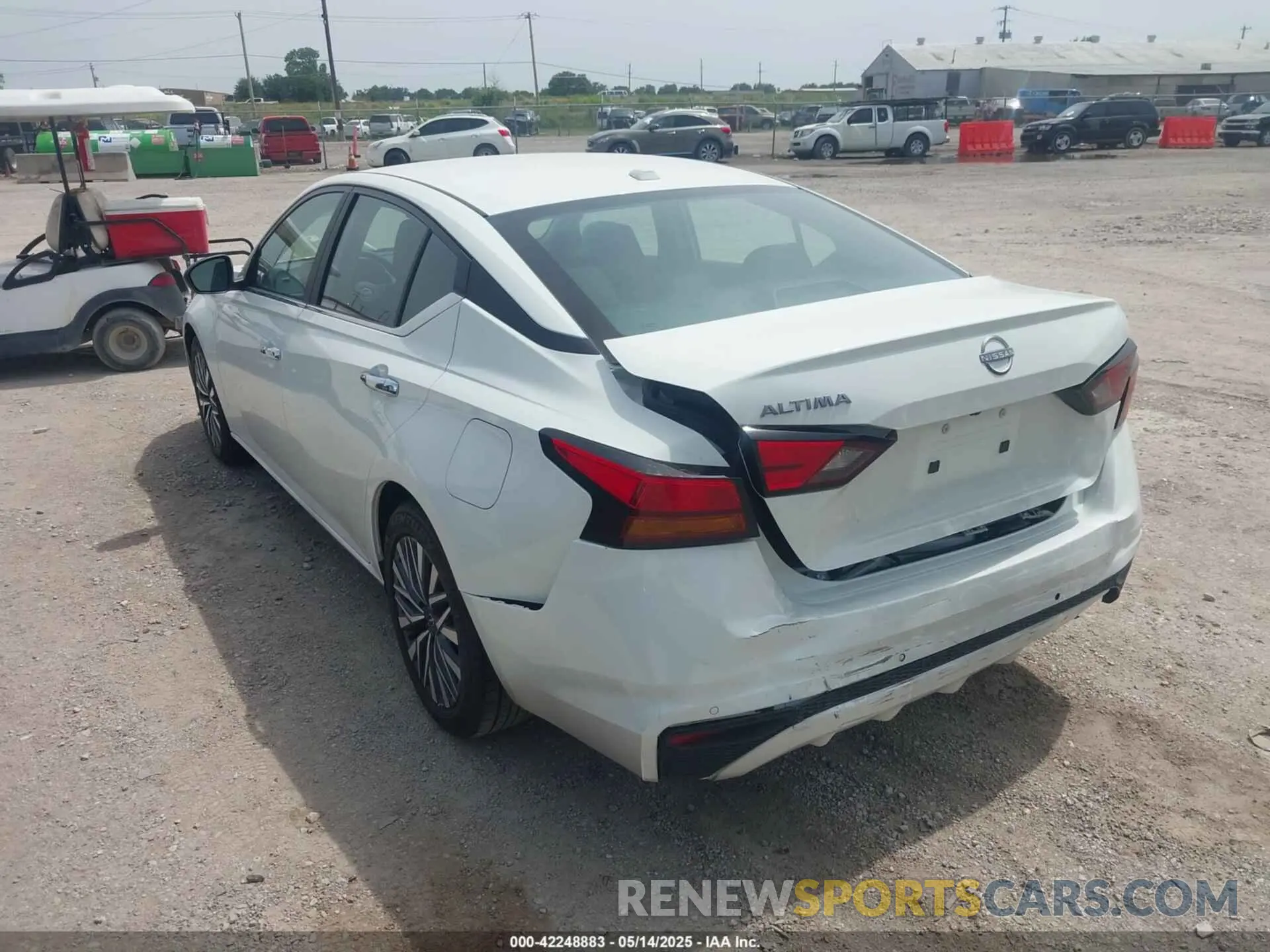 3 Фотография поврежденного автомобиля 1N4BL4DV9SN362529 NISSAN ALTIMA 2025