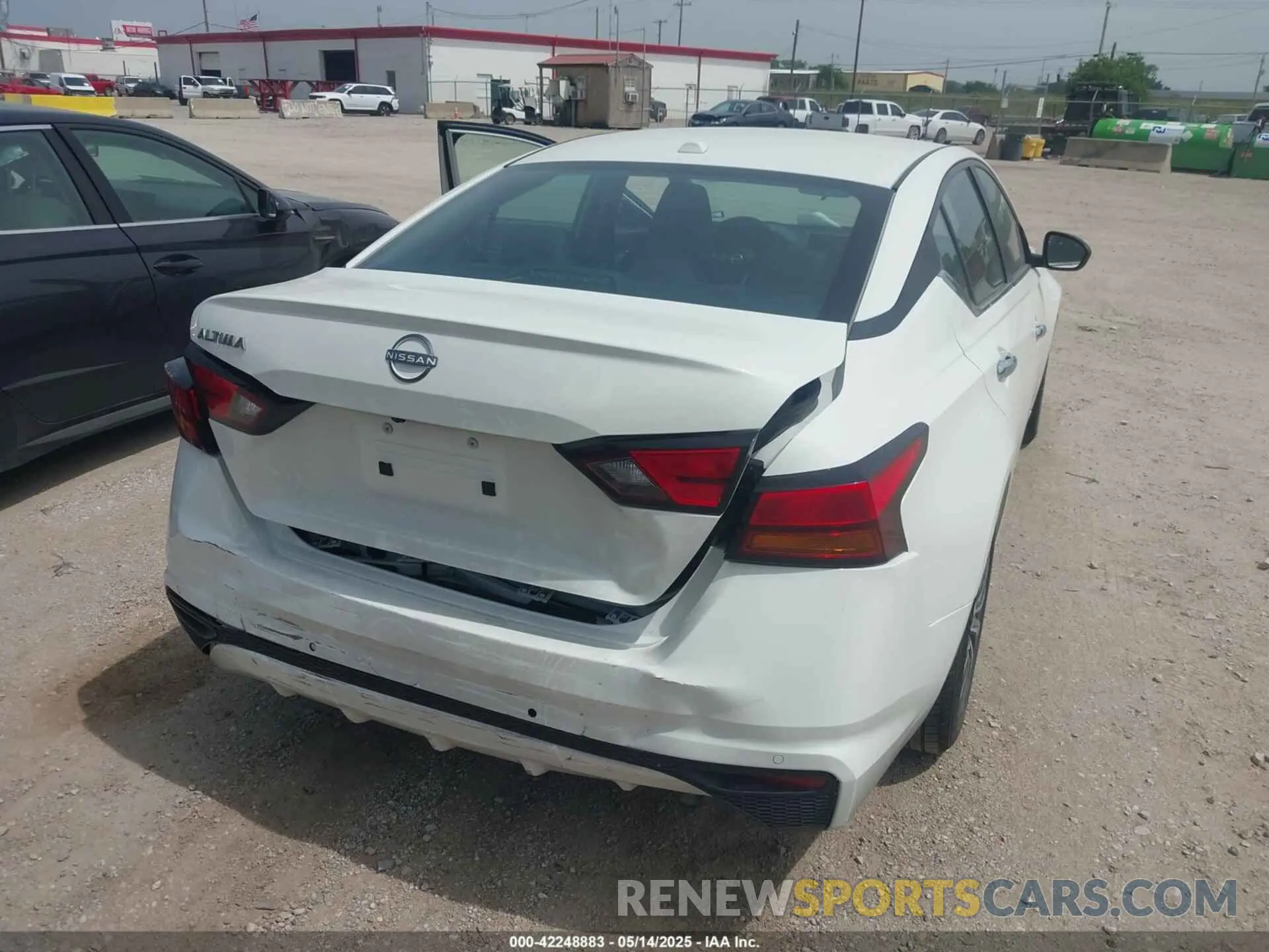 6 Фотография поврежденного автомобиля 1N4BL4DV9SN362529 NISSAN ALTIMA 2025