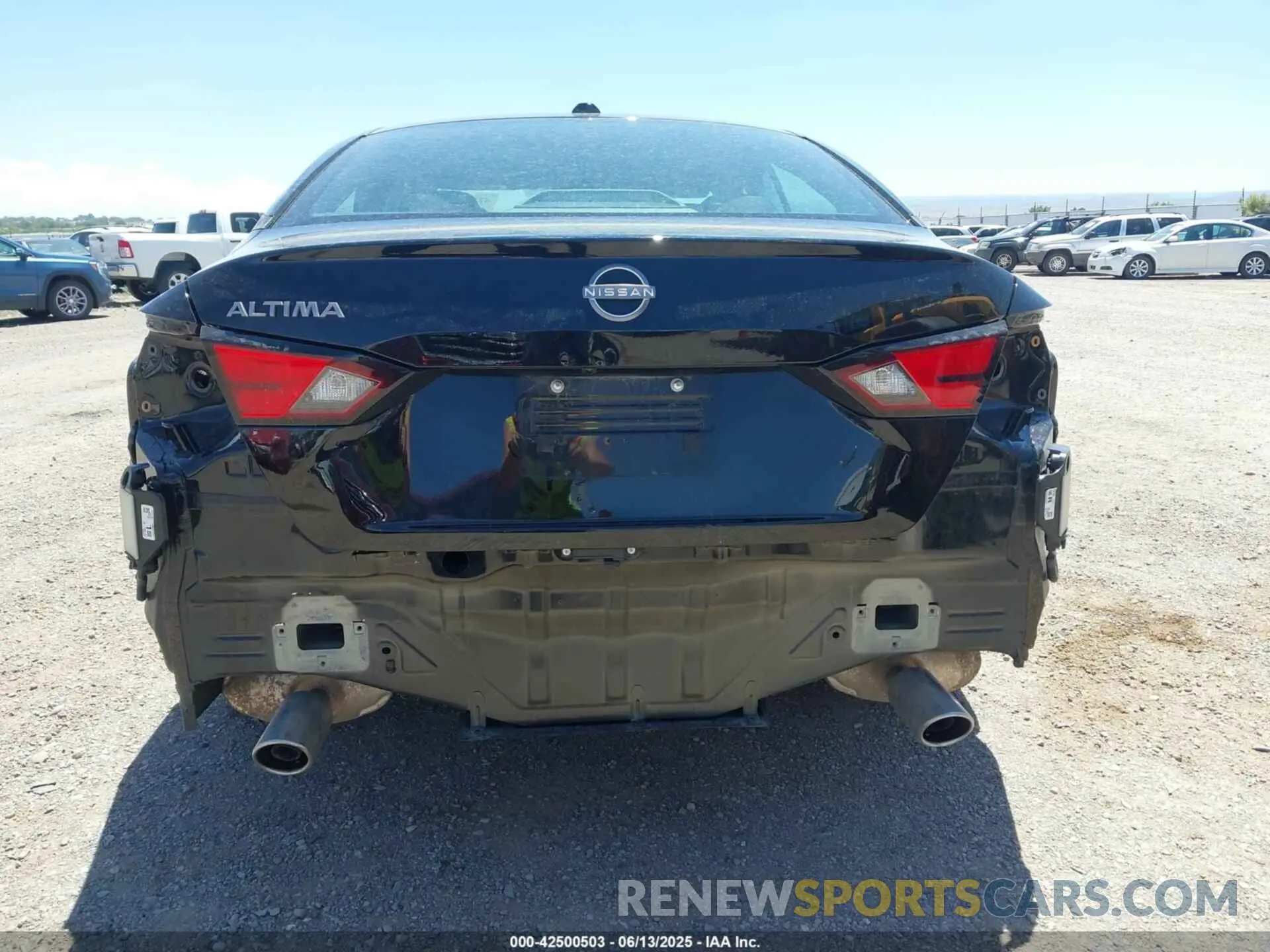 16 Photograph of a damaged car 1N4BL4DV9SN363437 NISSAN ALTIMA 2025