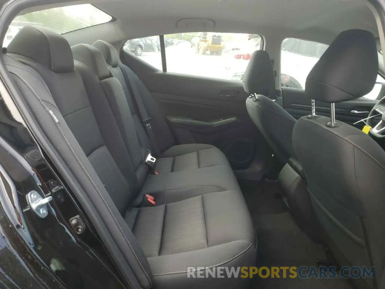 10 Фотография поврежденного автомобиля 1N4BL4DV9SN369349 NISSAN ALTIMA 2025