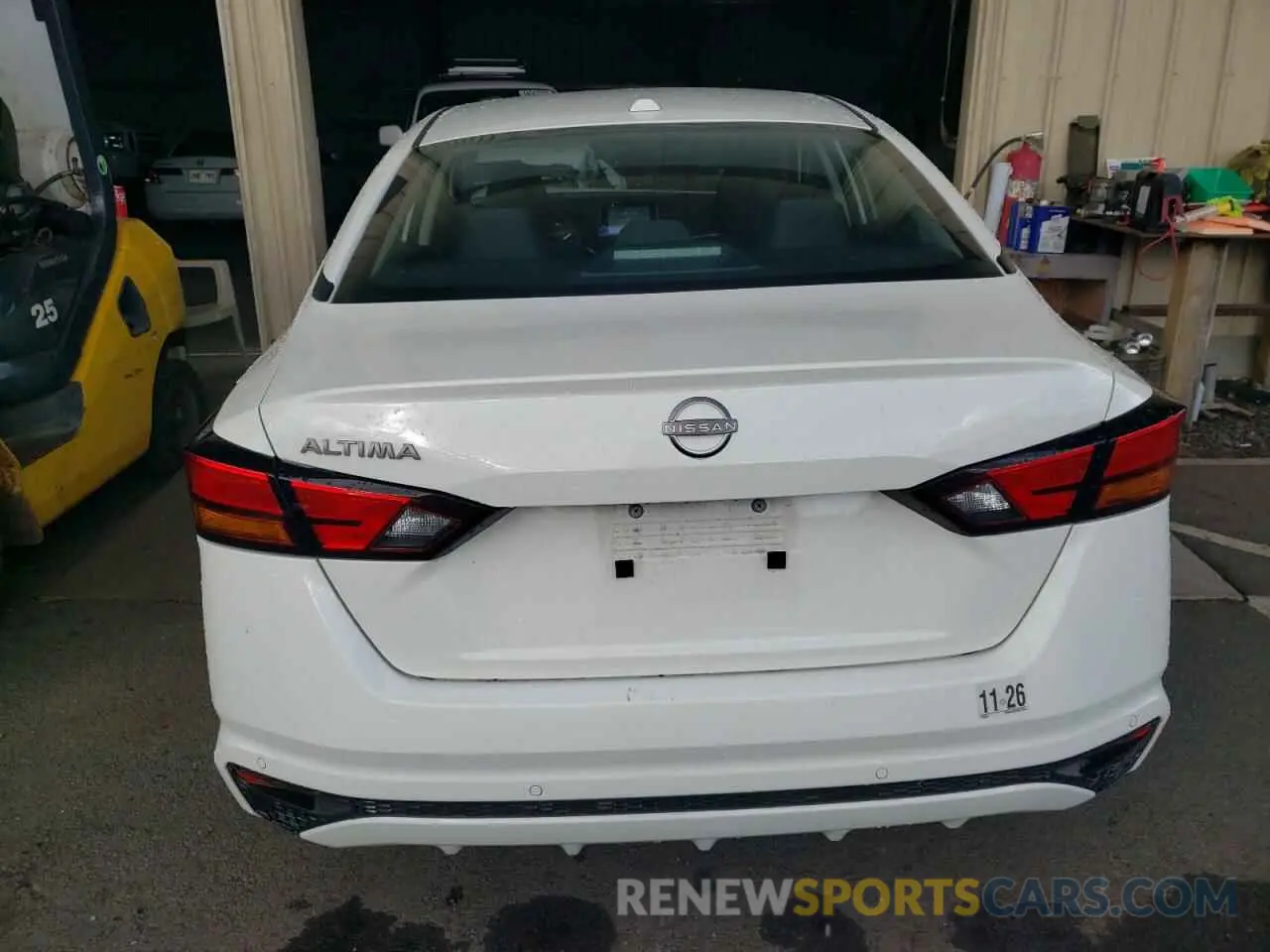6 Photograph of a damaged car 1N4BL4DVXSN317664 NISSAN ALTIMA 2025