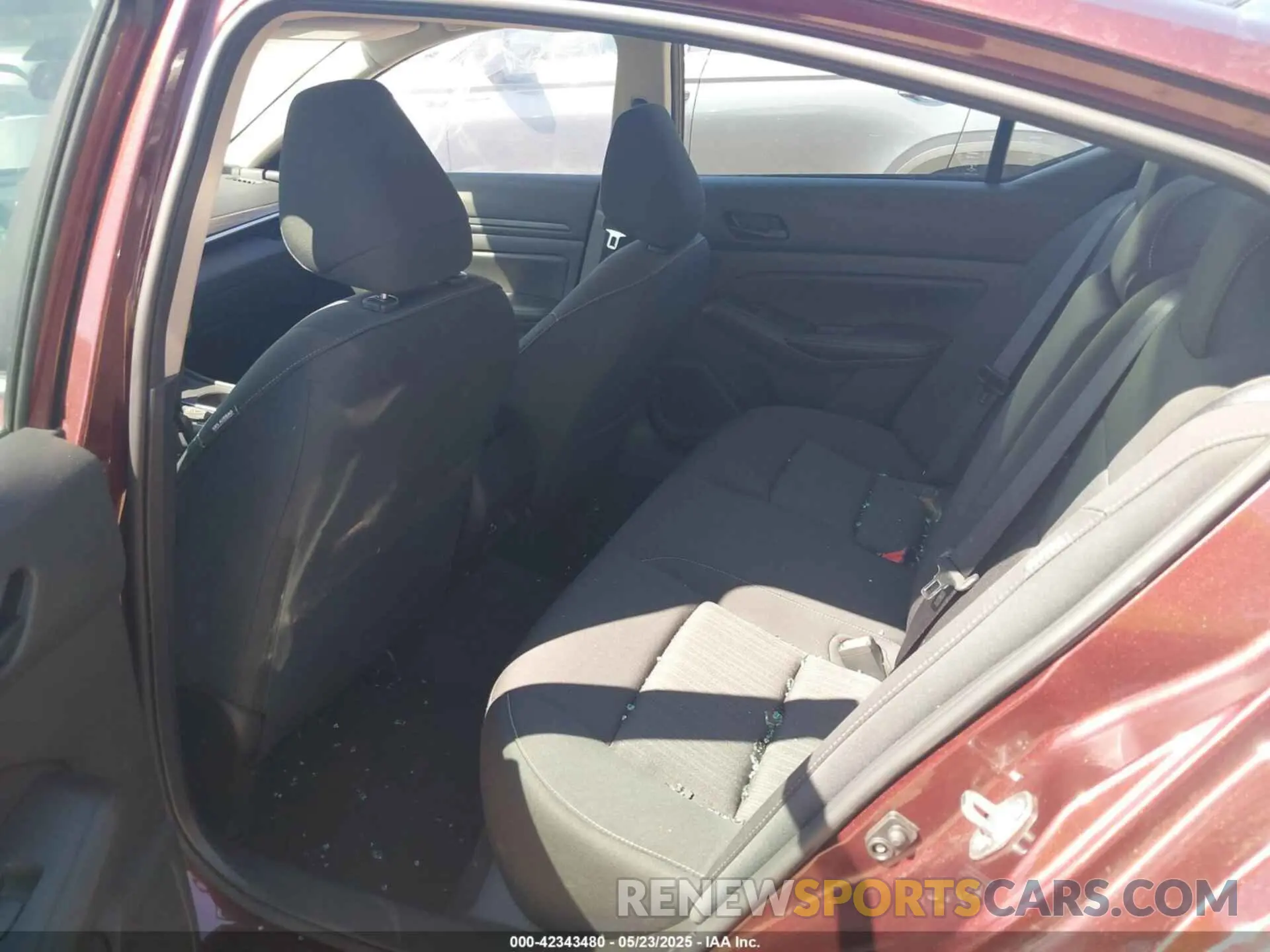 8 Фотография поврежденного автомобиля 1N4BL4DVXSN325442 NISSAN ALTIMA 2025