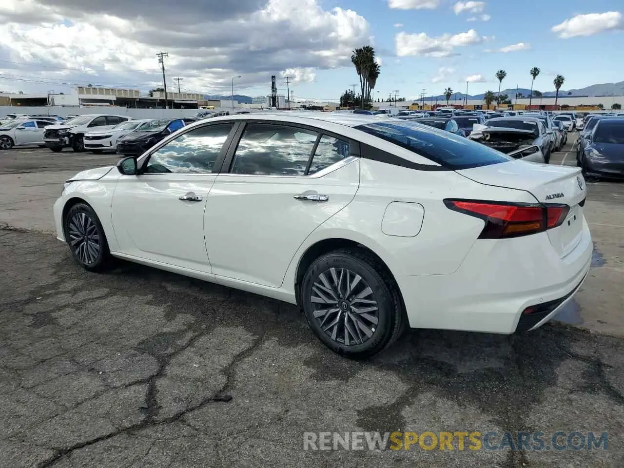 2 Фотография поврежденного автомобиля 1N4BL4DVXSN353953 NISSAN ALTIMA 2025
