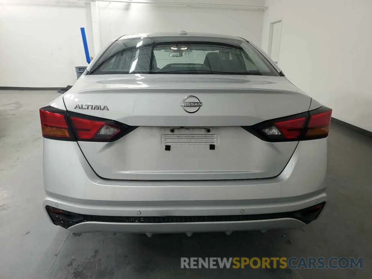 6 Photograph of a damaged car 1N4BL4DVXSN357890 NISSAN ALTIMA 2025