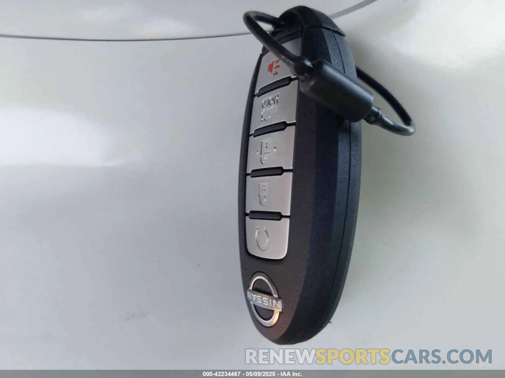 11 Photograph of a damaged car 1N4BL4DVXSN370638 NISSAN ALTIMA 2025