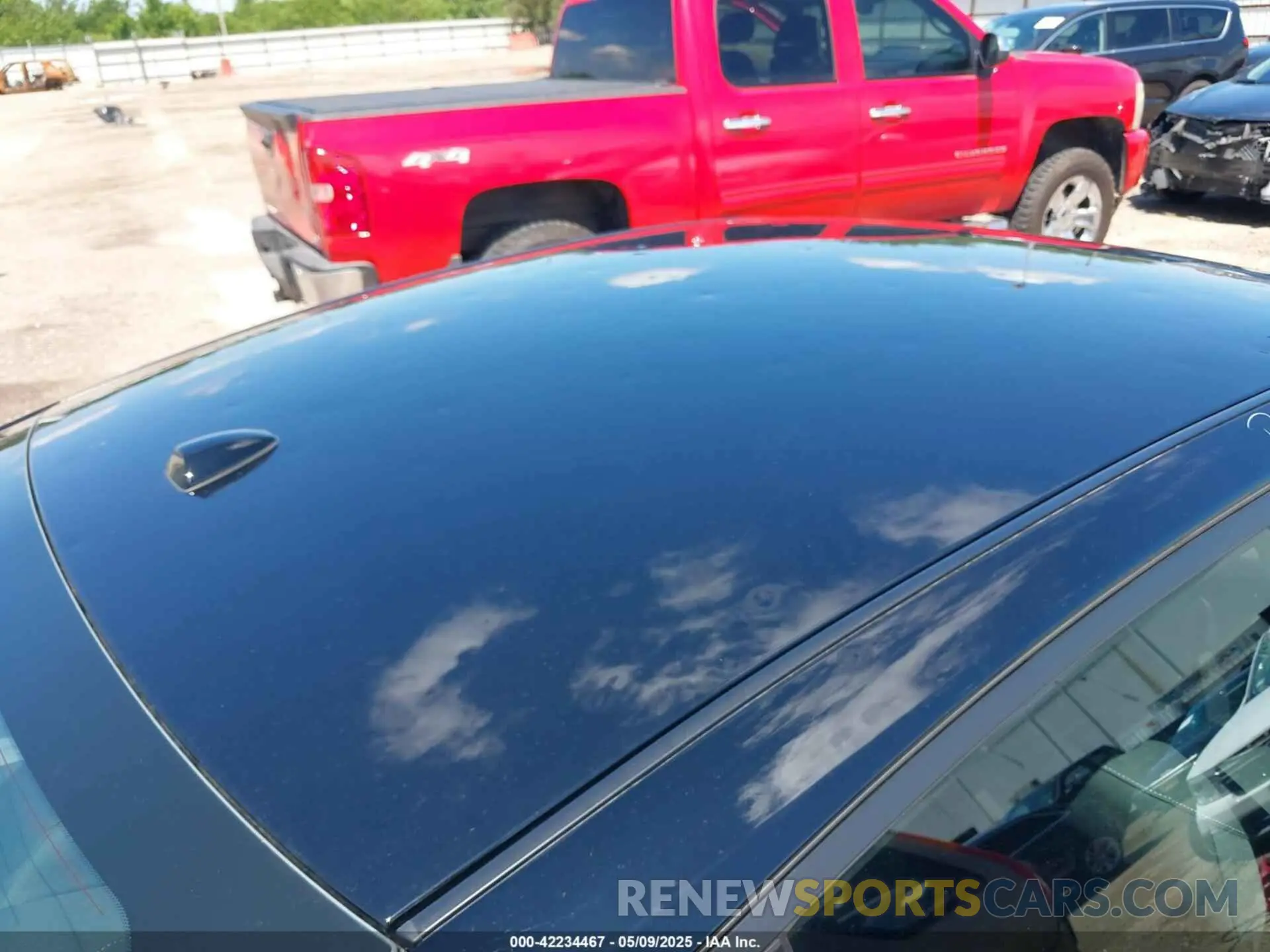 6 Photograph of a damaged car 1N4BL4DVXSN370638 NISSAN ALTIMA 2025