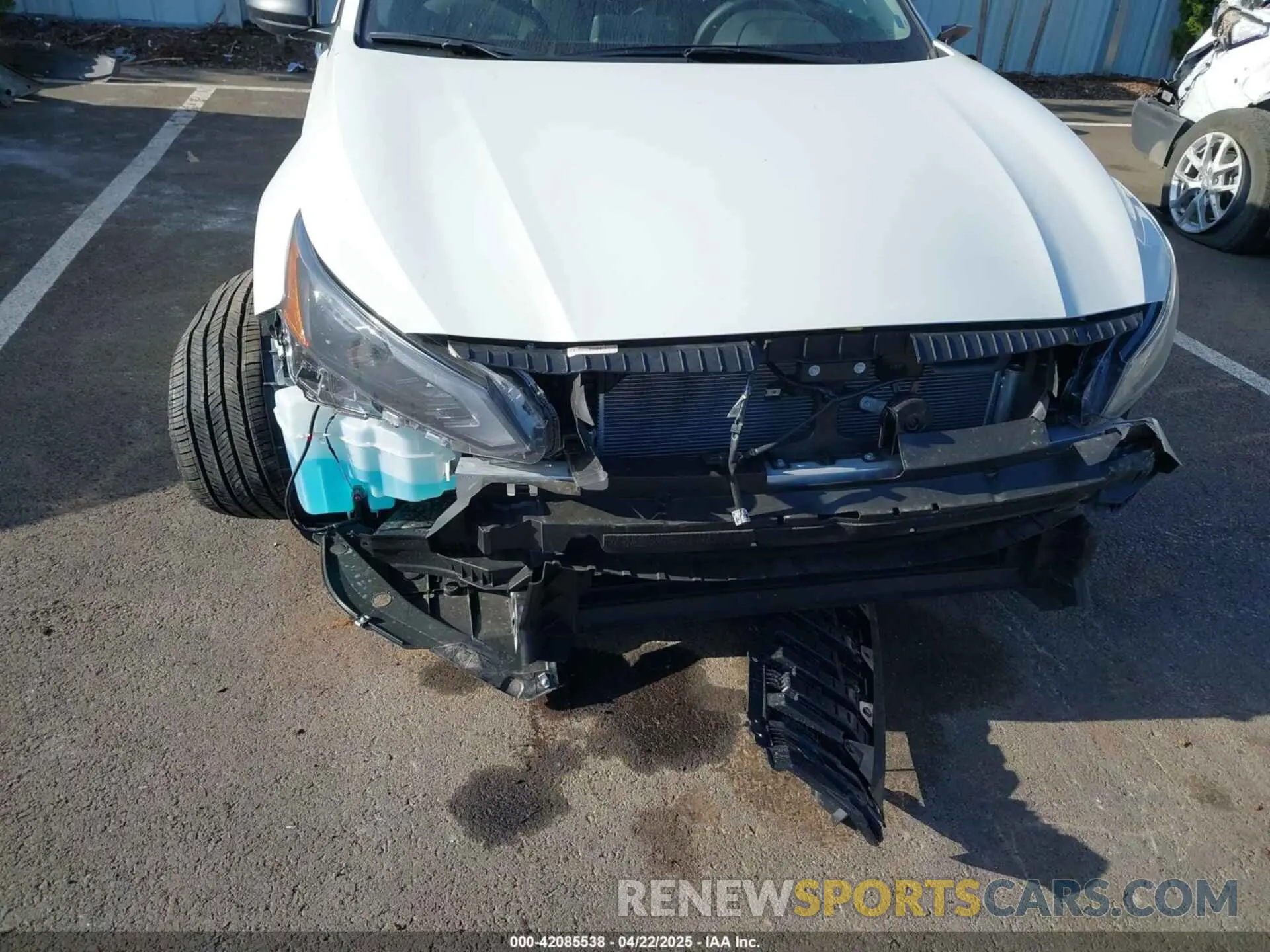 6 Photograph of a damaged car 1N4BL4DVXSN375063 NISSAN ALTIMA 2025