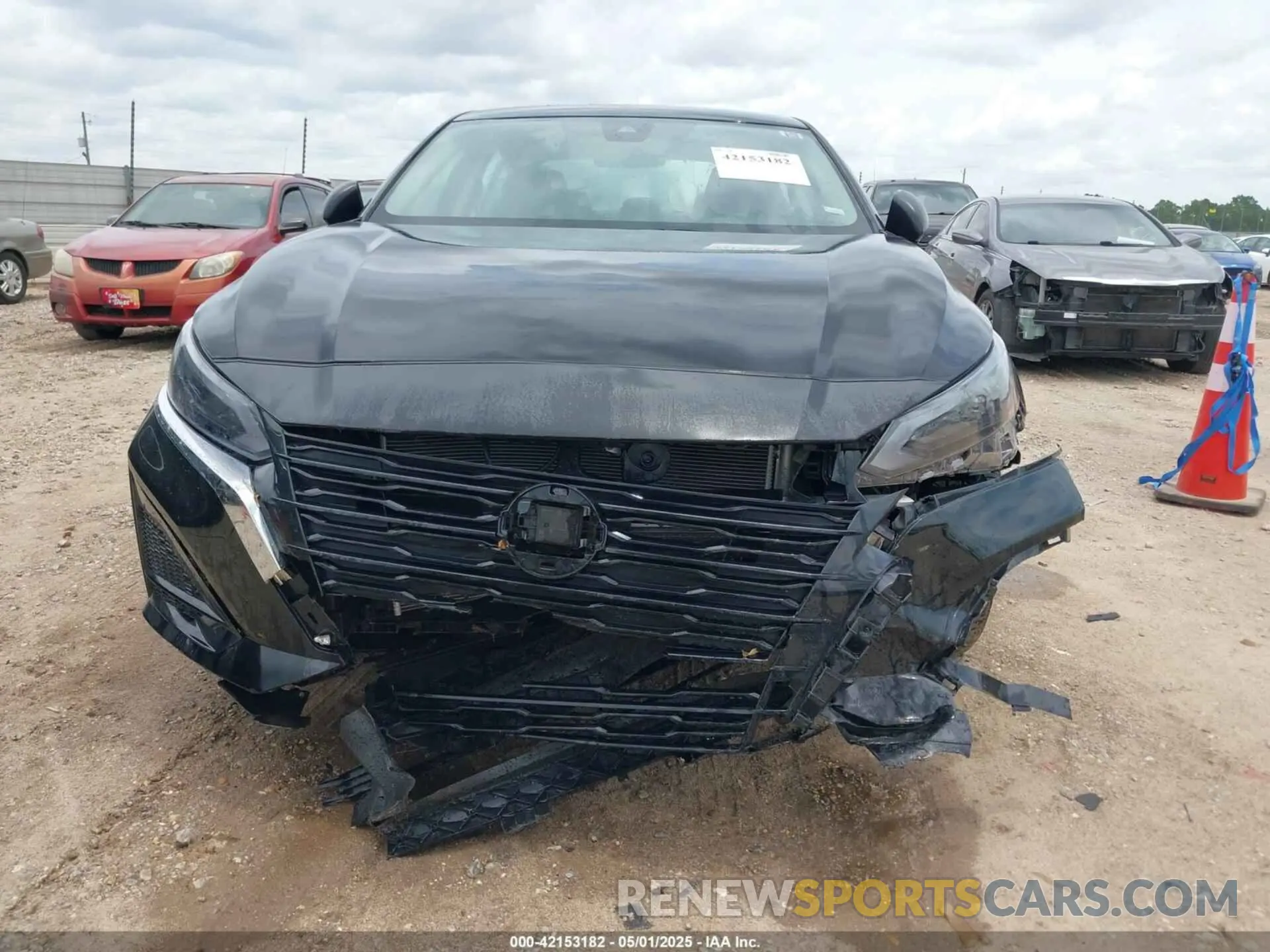 12 Фотография поврежденного автомобиля 1N4BL4DW1SN348584 NISSAN ALTIMA 2025