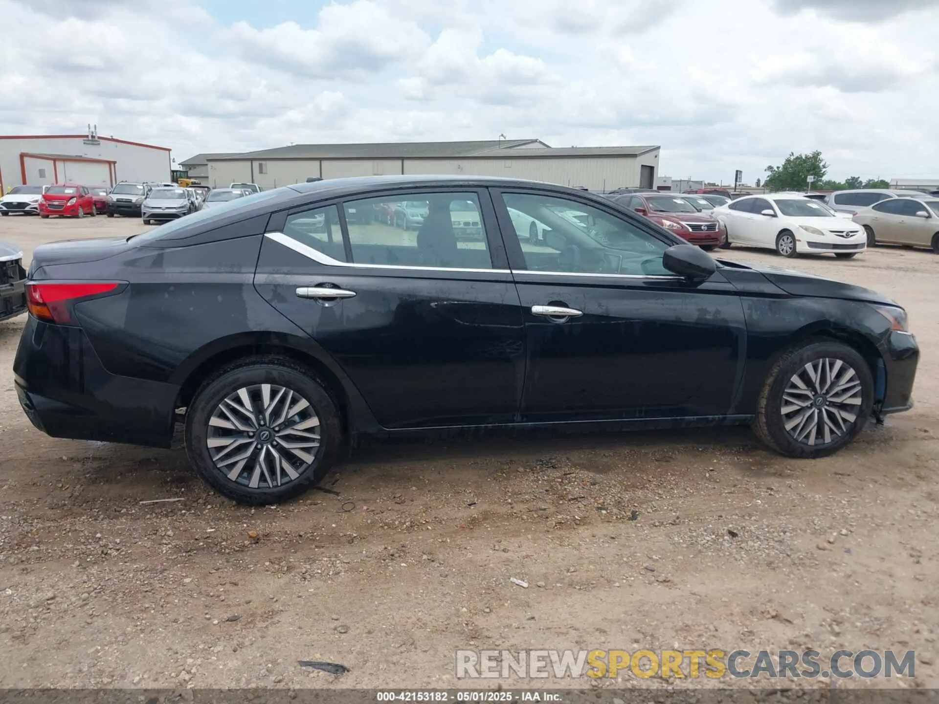 13 Фотография поврежденного автомобиля 1N4BL4DW1SN348584 NISSAN ALTIMA 2025