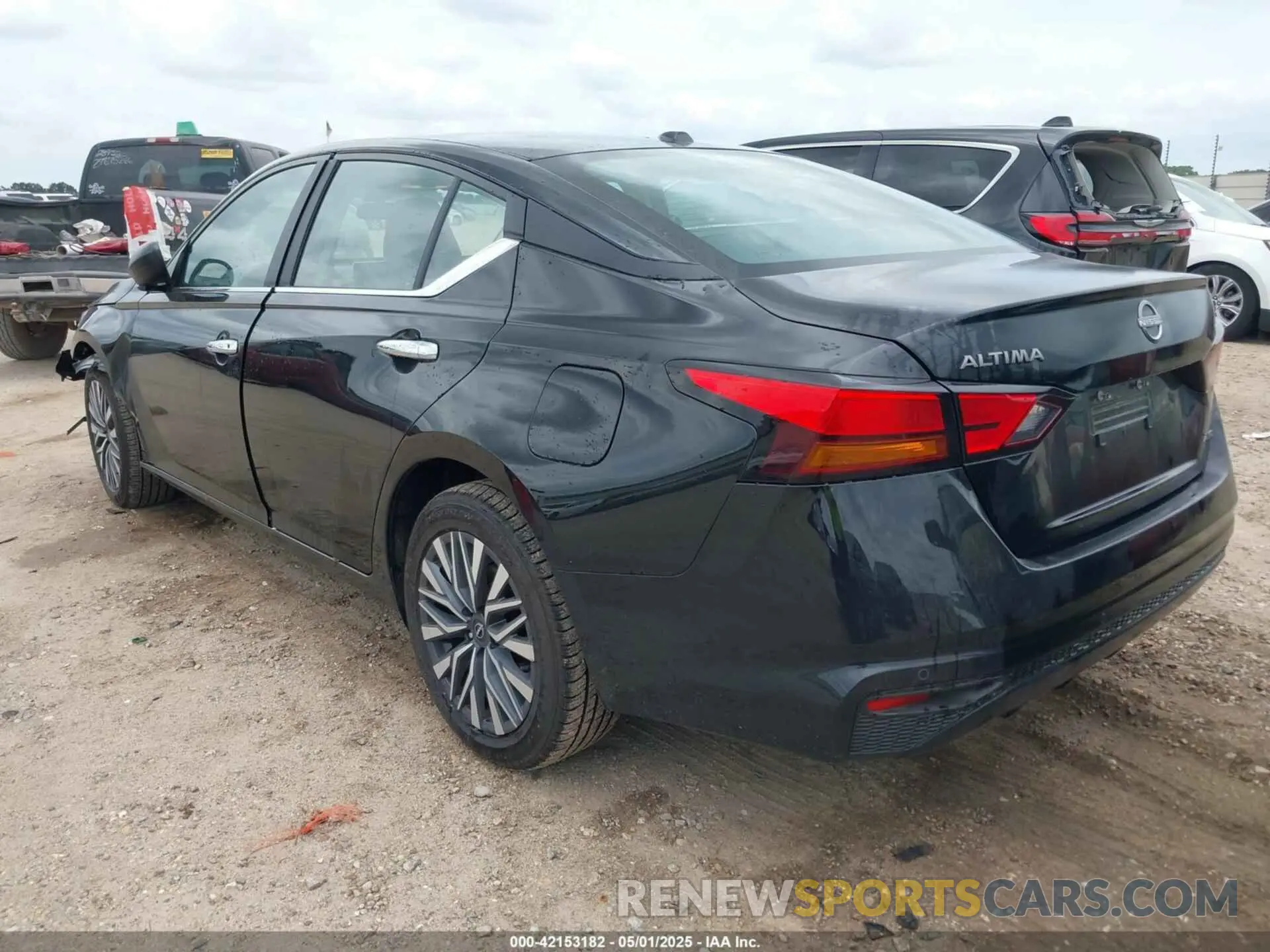 3 Фотография поврежденного автомобиля 1N4BL4DW1SN348584 NISSAN ALTIMA 2025