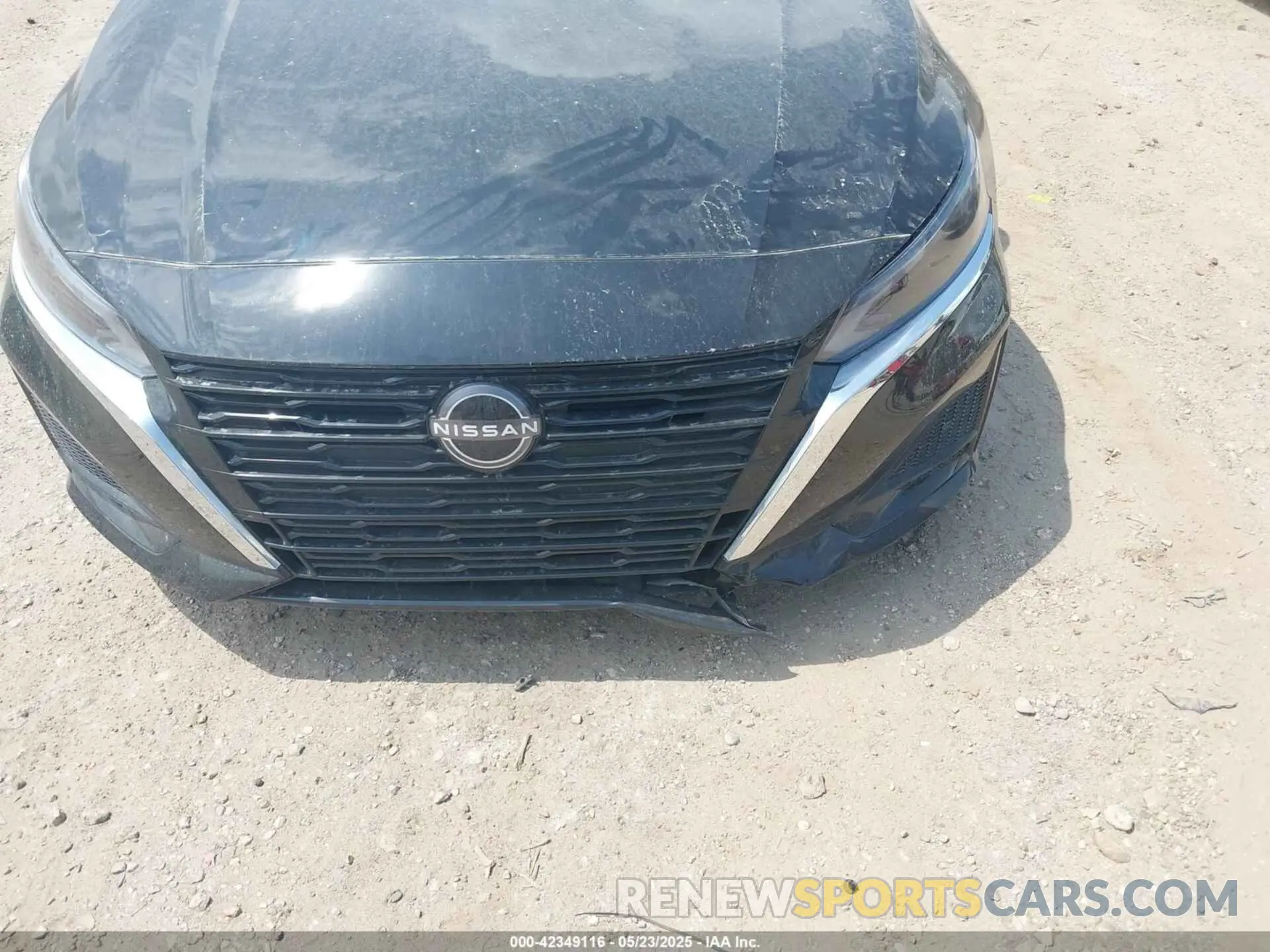 17 Photograph of a damaged car 1N4BL4DW1SN349220 NISSAN ALTIMA 2025