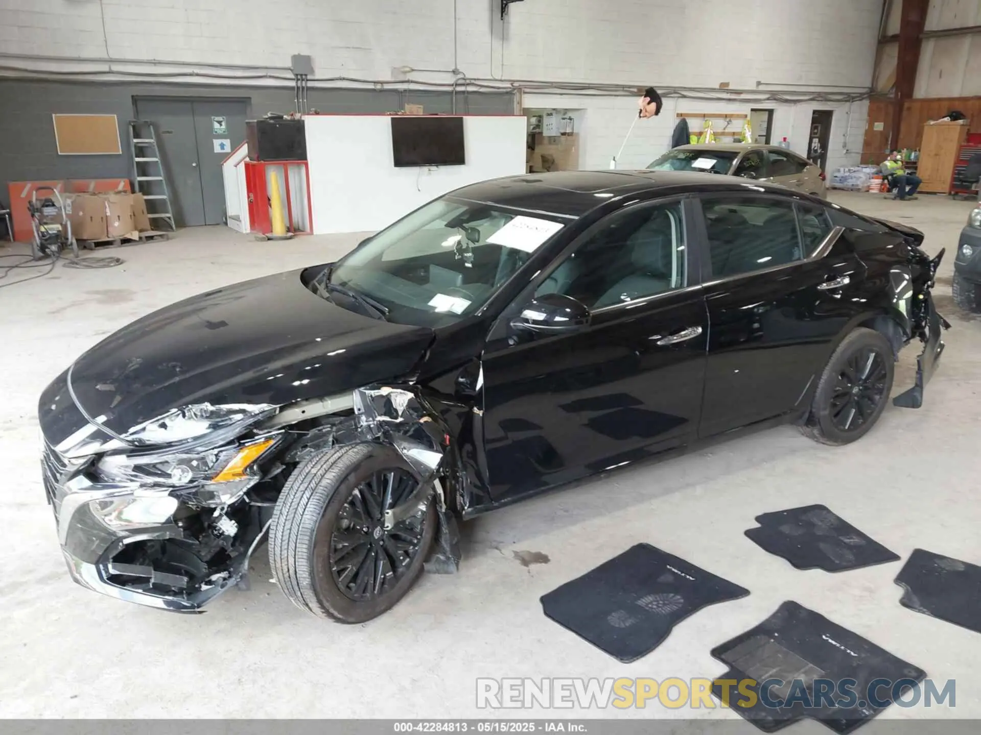 2 Photograph of a damaged car 1N4BL4DW4SN332783 NISSAN ALTIMA 2025