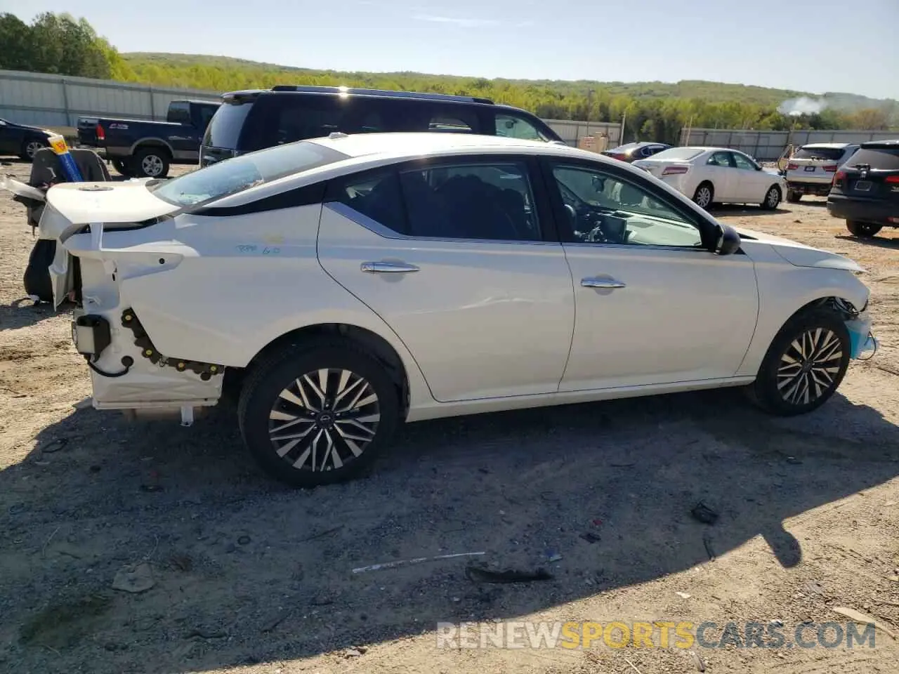 3 Фотография поврежденного автомобиля 1N4BL4DW5SN312512 NISSAN ALTIMA 2025