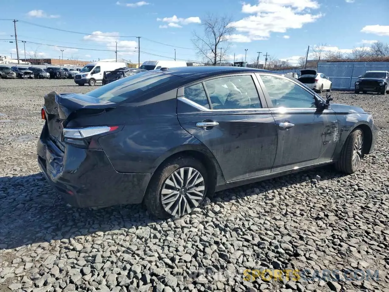 3 Фотография поврежденного автомобиля 1N4BL4DW6SN308033 NISSAN ALTIMA 2025