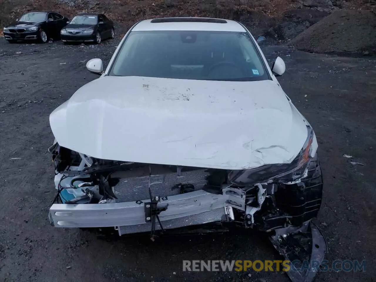5 Photograph of a damaged car 1N4BL4EW4SN312418 NISSAN ALTIMA 2025