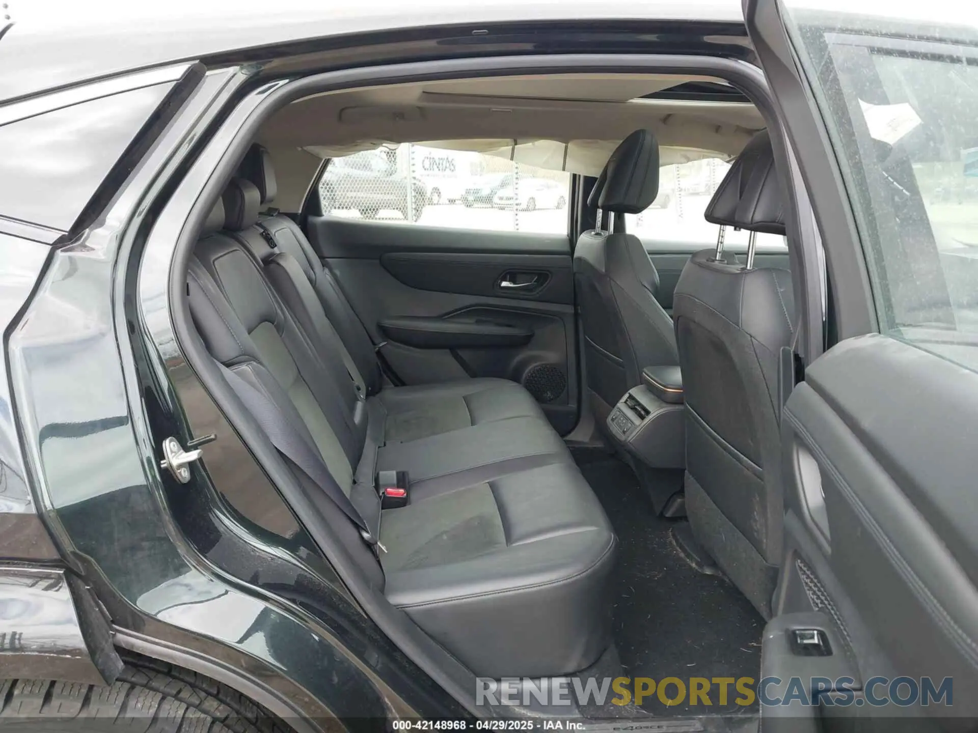 8 Фотография поврежденного автомобиля JN1DF0BB2PM704575 NISSAN ARIYA 2023
