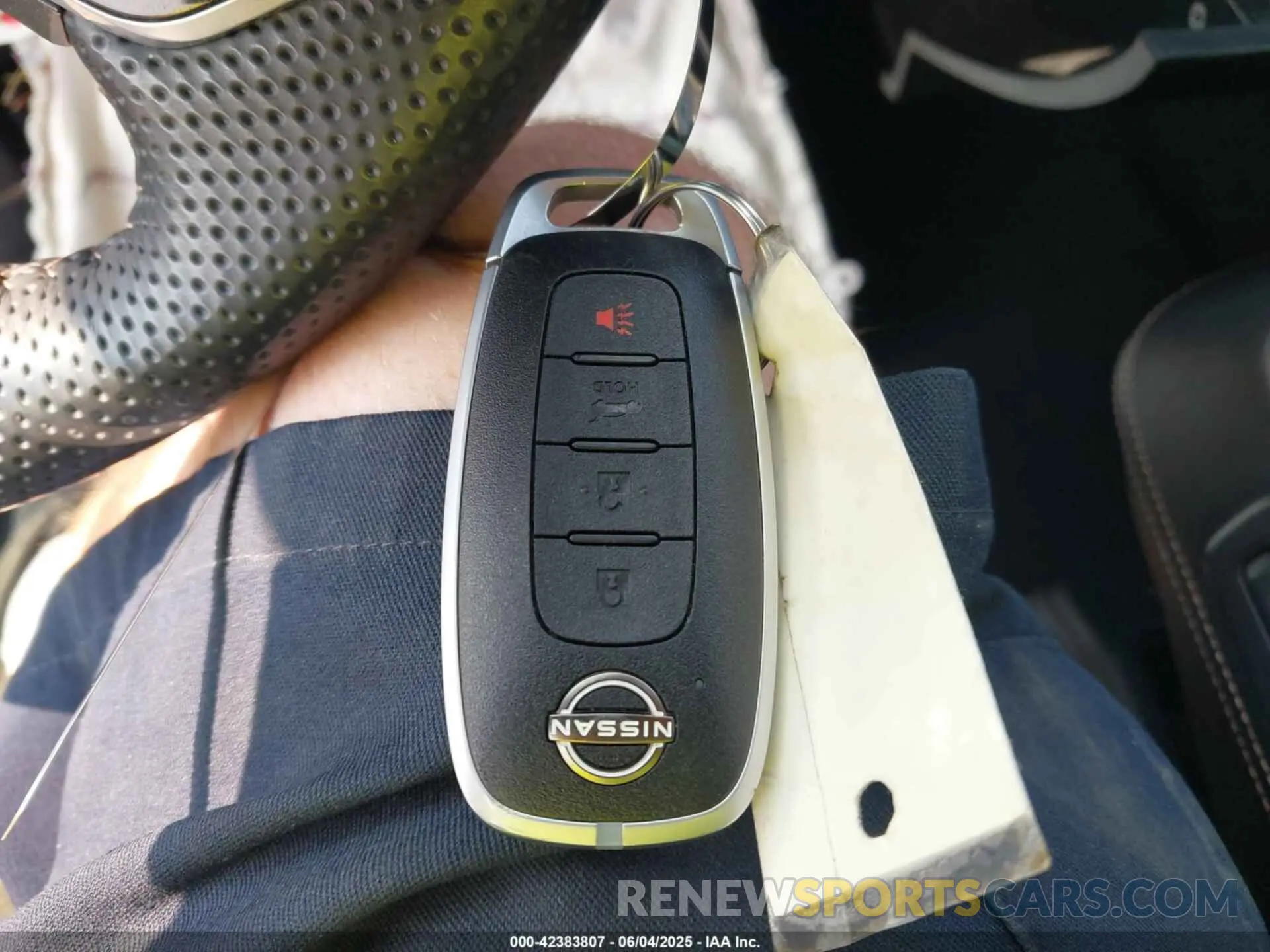11 Фотография поврежденного автомобиля JN1DF0BB1RM735836 NISSAN ARIYA 2024