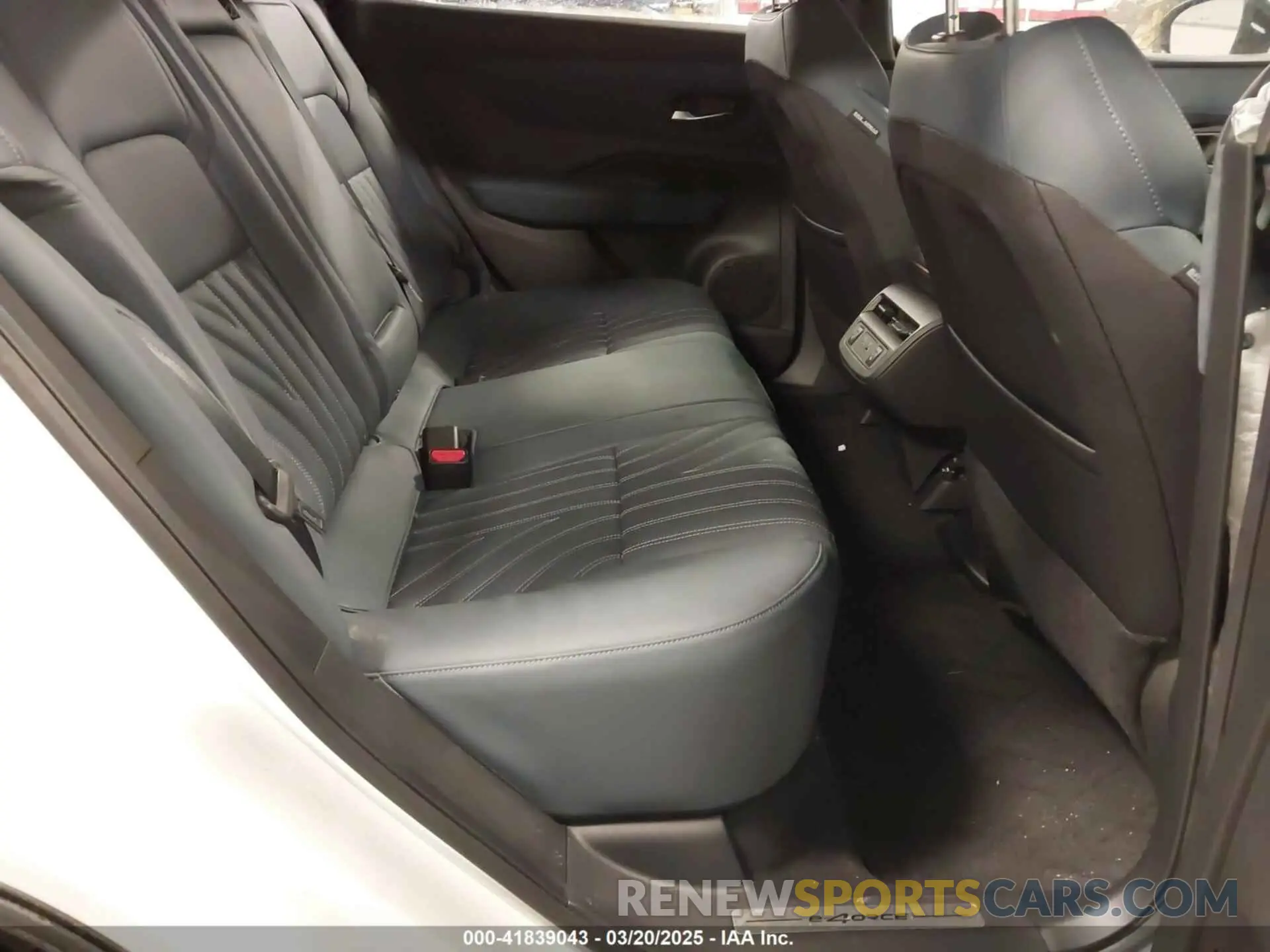 8 Фотография поврежденного автомобиля JN1DF0CD6RM740823 NISSAN ARIYA 2024