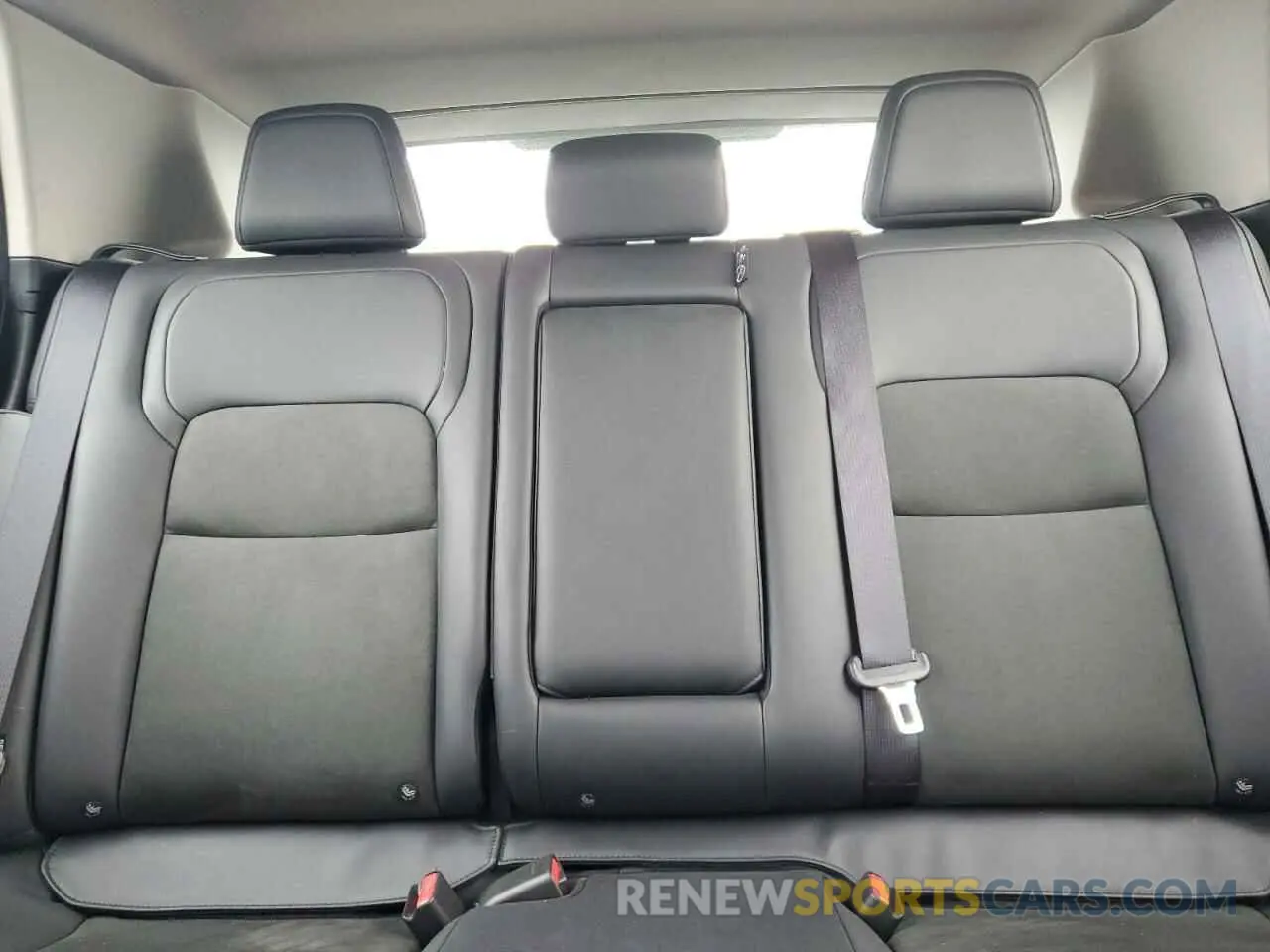 10 Фотография поврежденного автомобиля JN1CF0BB9RM738513 NISSAN ARIYA ENGA 2024