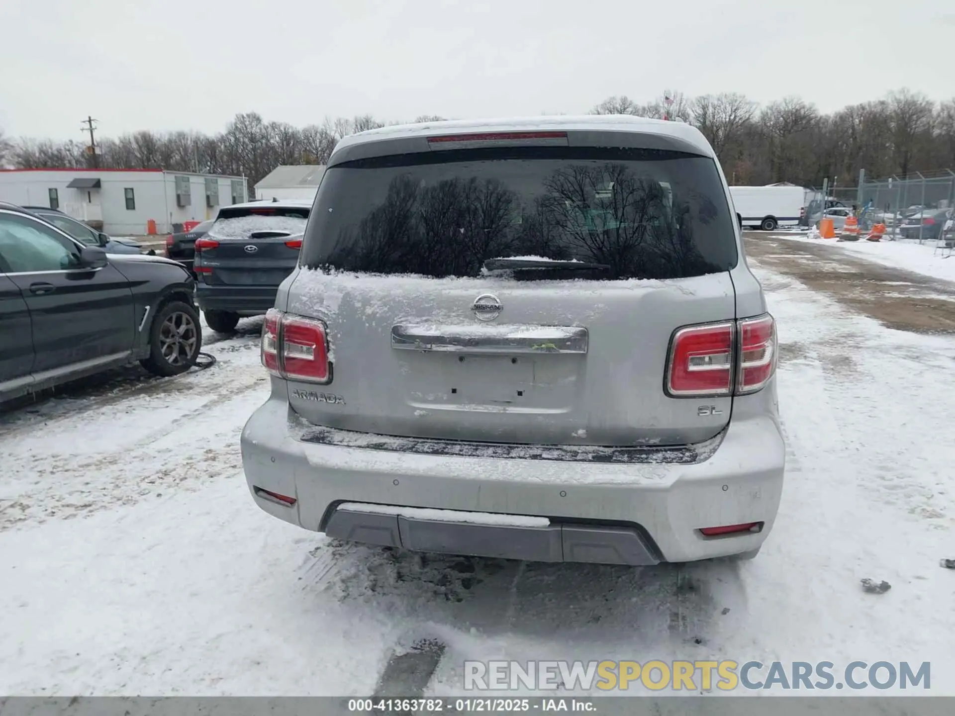 17 Photograph of a damaged car JN8AY2ND2K9091621 NISSAN ARMADA 2019